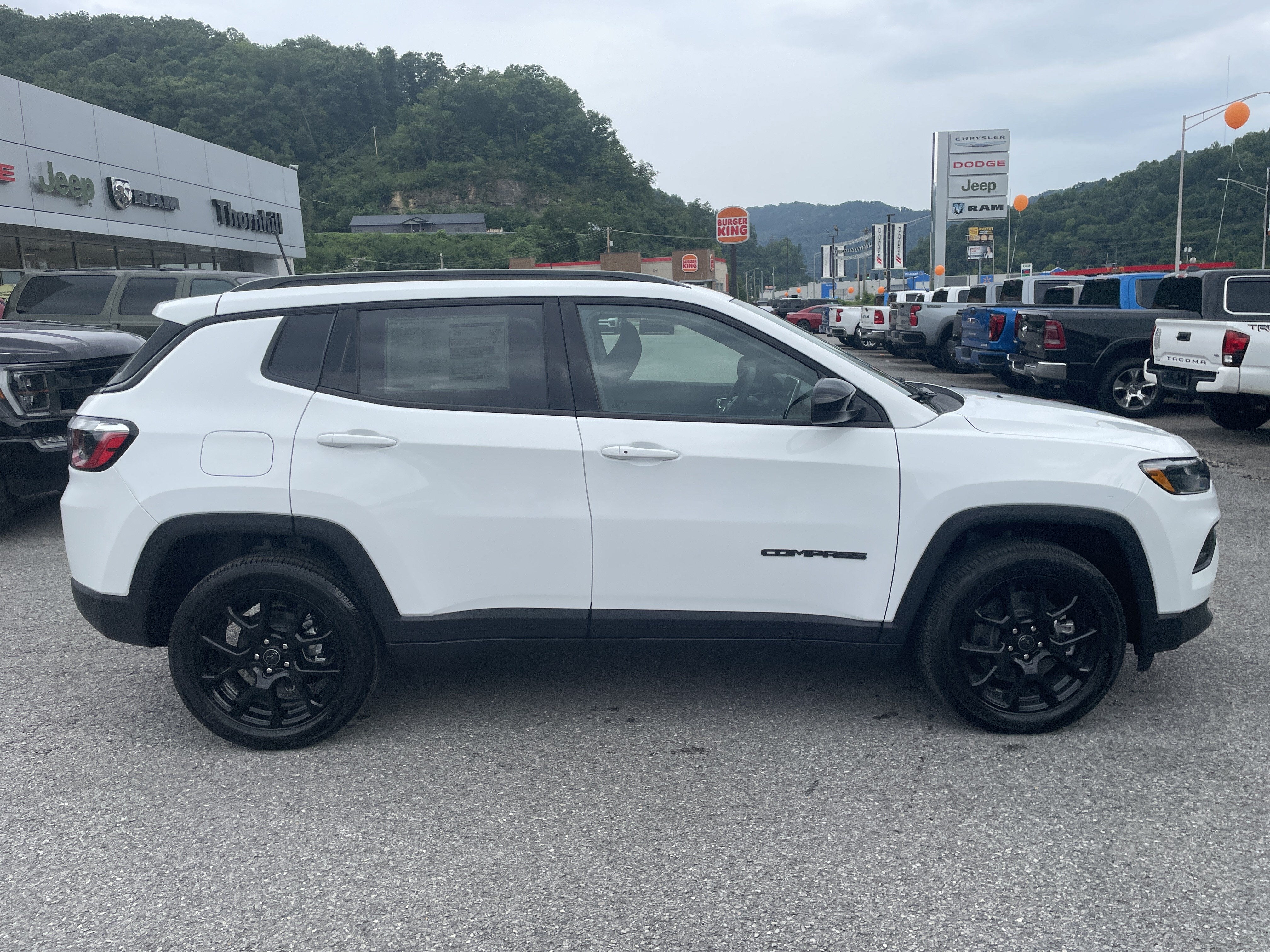 2026 Jeep Compass COMPASS LATITUDE ALTITUDE 4X4