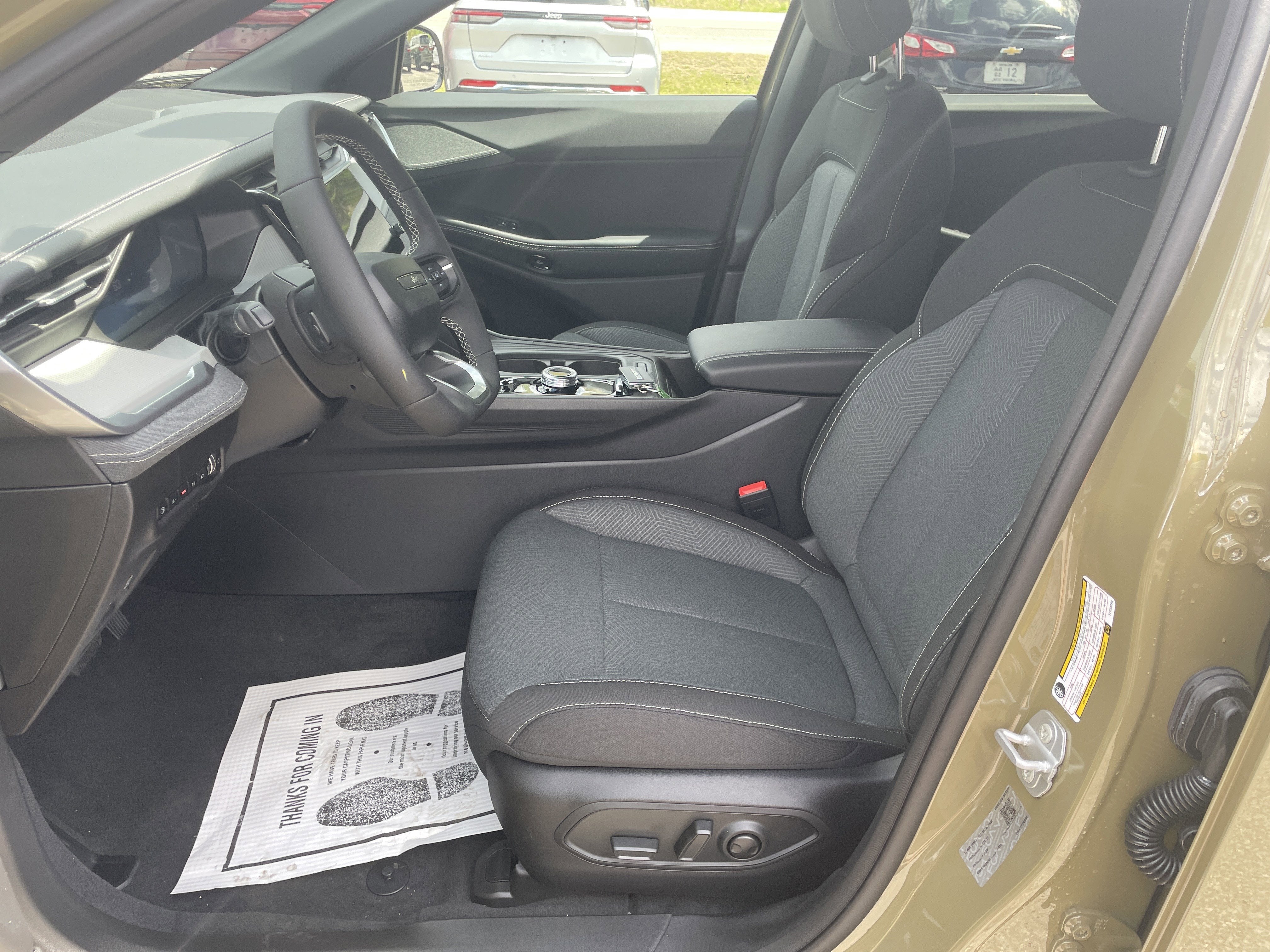 2026 Jeep Cherokee CHEROKEE LAREDO 4X4