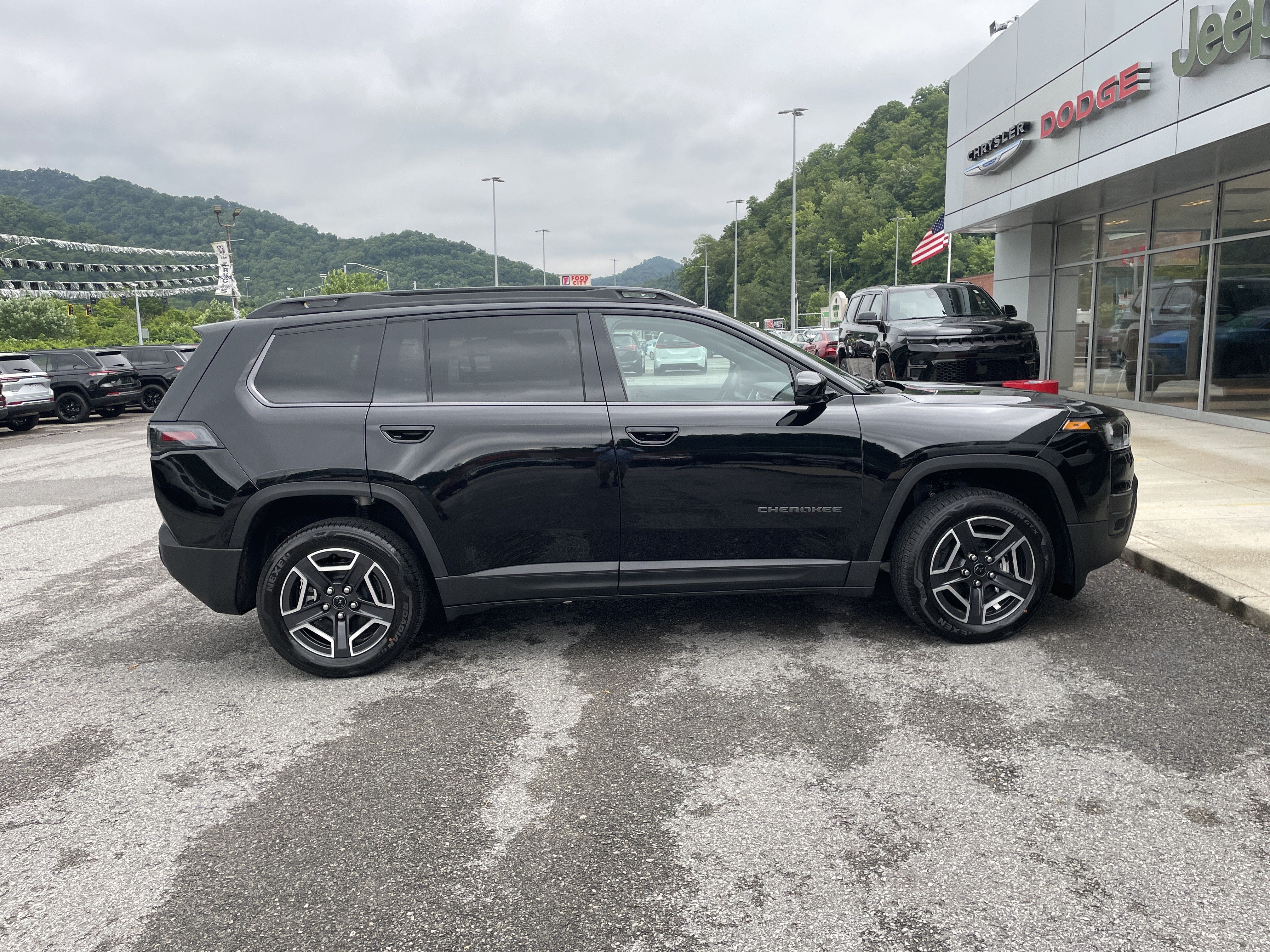 2026 Jeep Cherokee CHEROKEE LIMITED 4X4