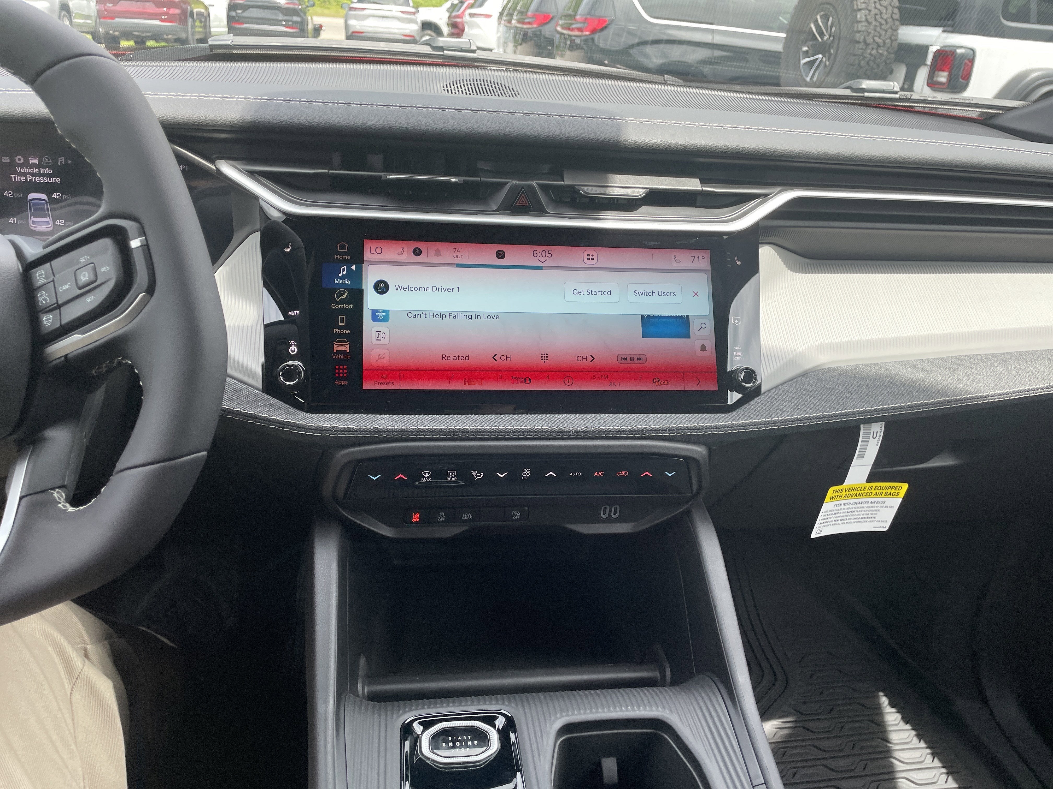 2026 Jeep Cherokee CHEROKEE LAREDO 4X4