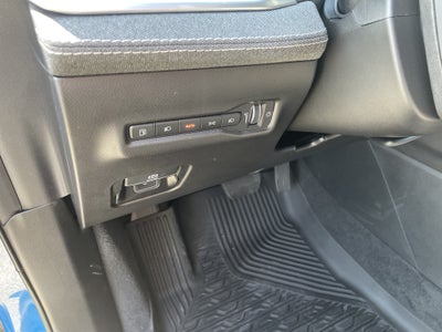 2027 Jeep Cherokee CHEROKEE LAREDO 4X4