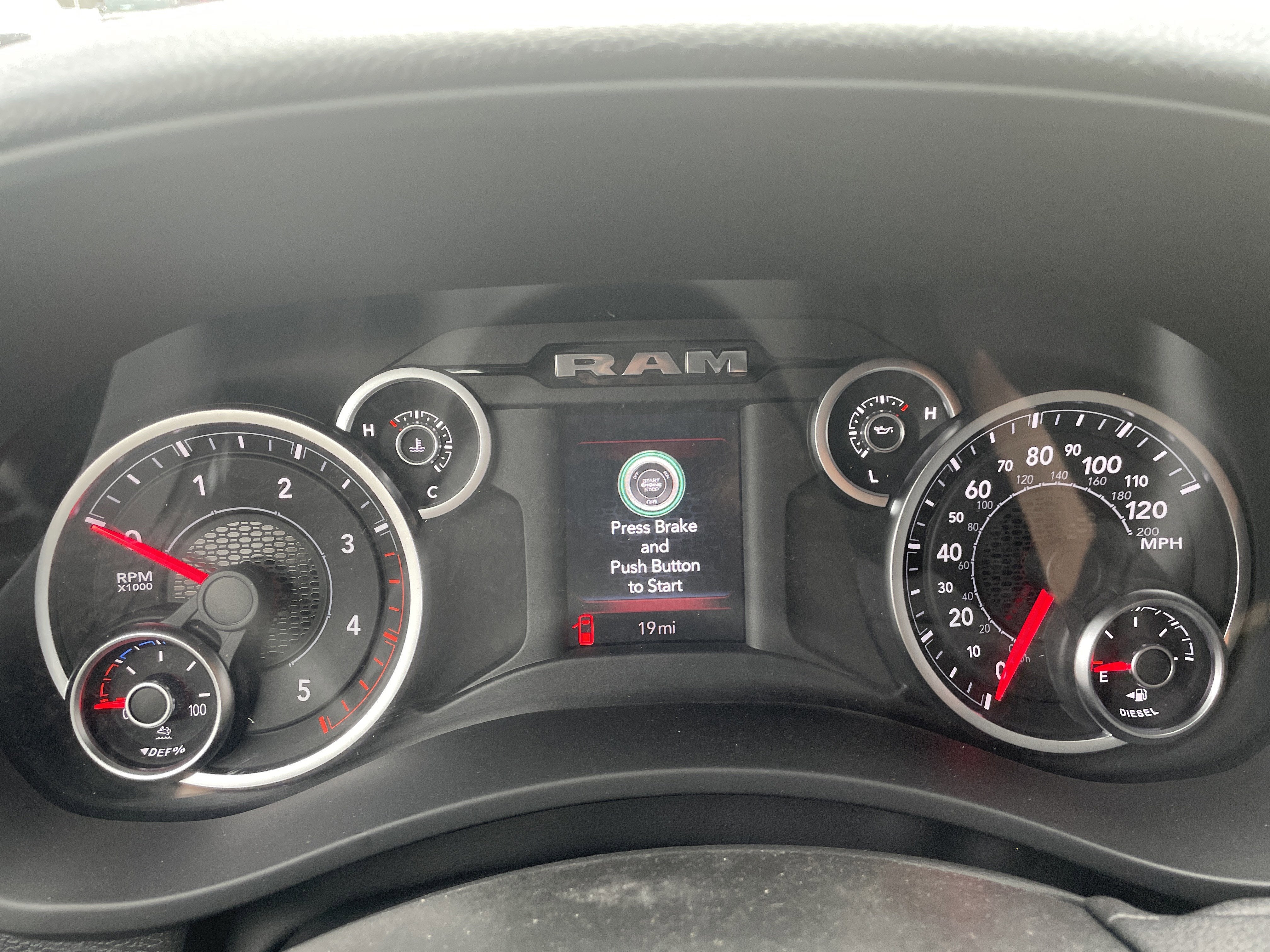 2026 RAM Ram 2500 RAM 2500 TRADESMAN CREW CAB 4X4 6'4' BOX