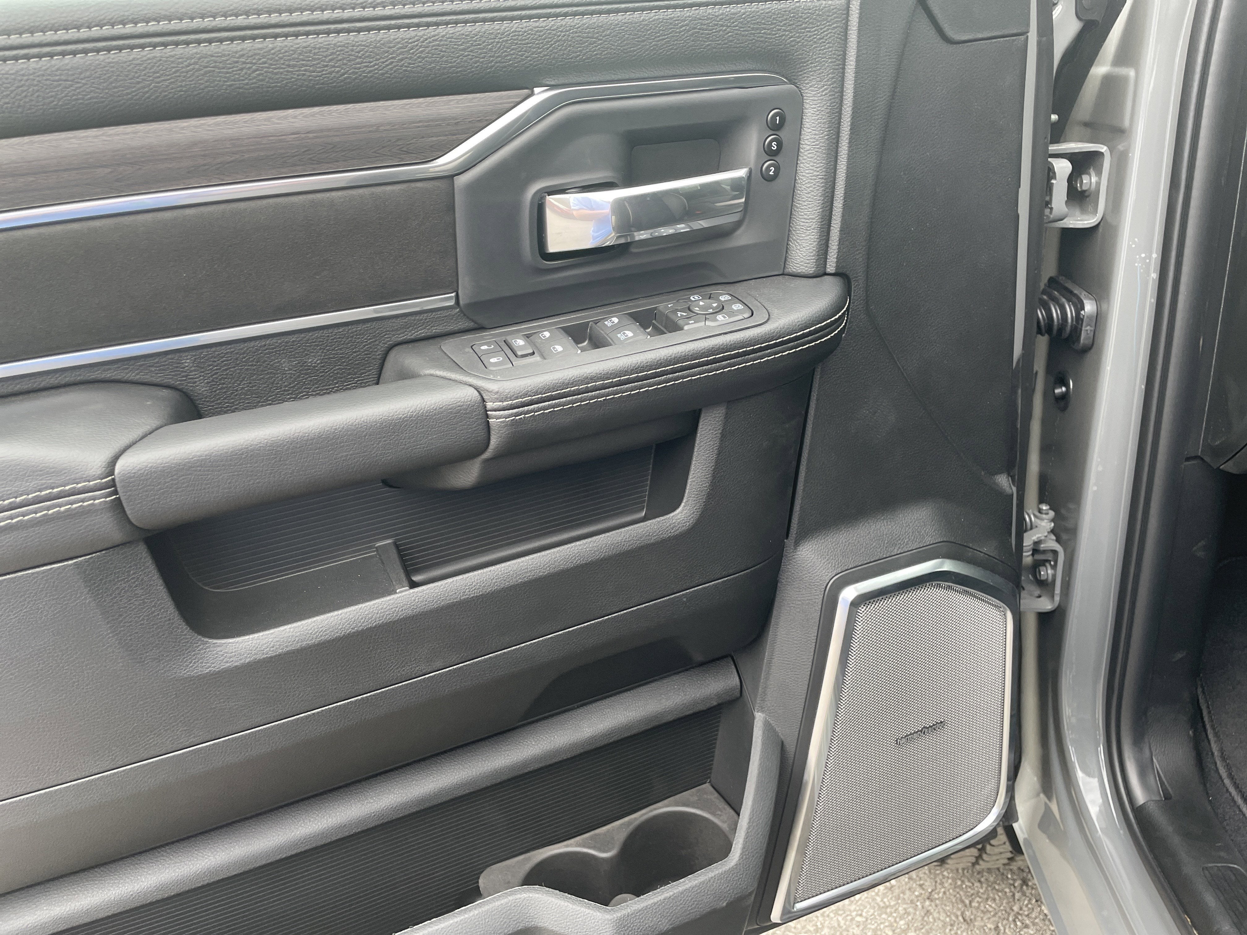 2026 RAM Ram 2500 RAM 2500 LARAMIE MEGA CAB 4X4 6'4' BOX