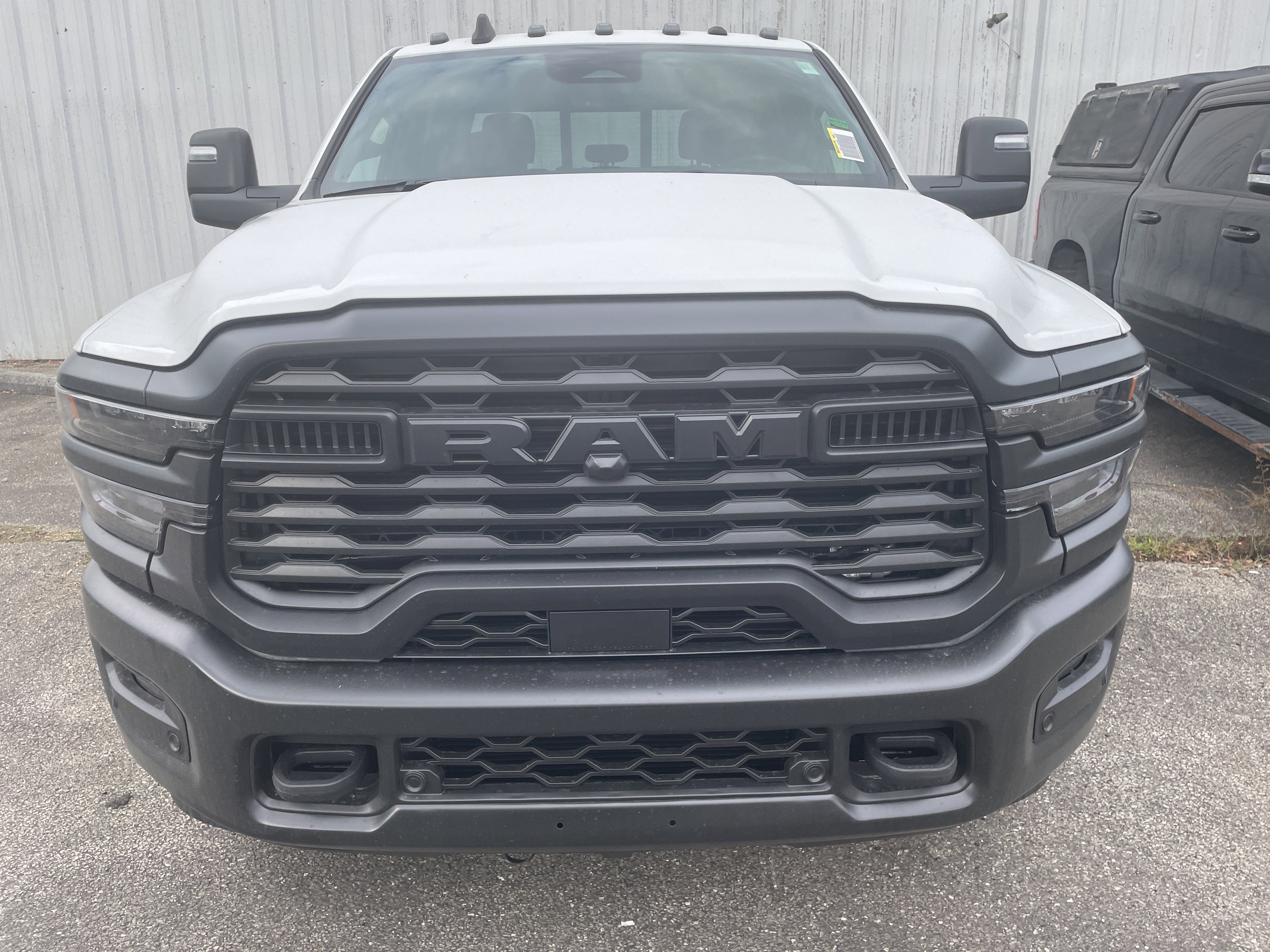 2026 RAM Ram 3500 RAM 3500 TRADESMAN CREW CAB 4X4 8' BOX