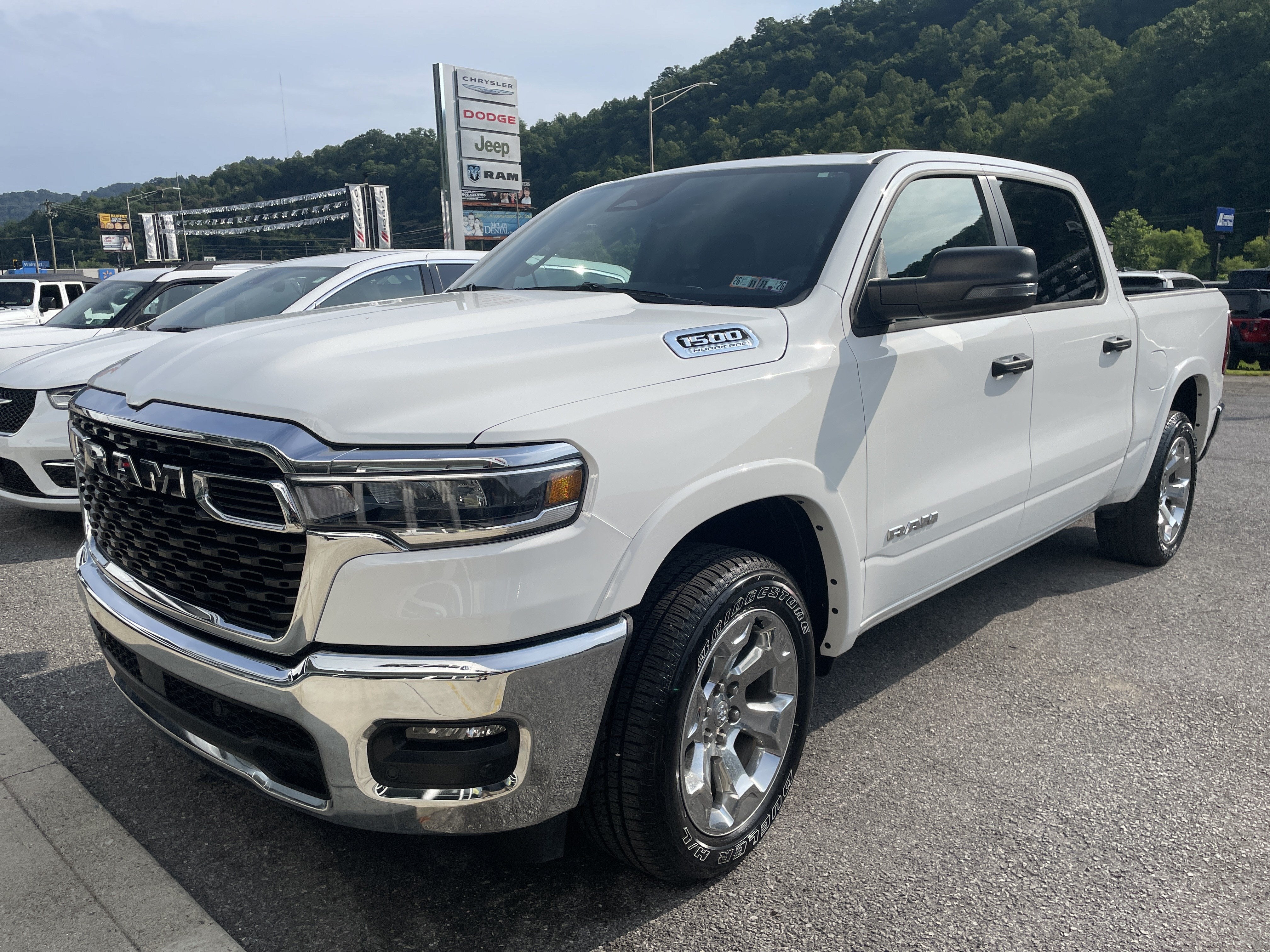 2026 RAM 1500 Big Horn Crew Cab 4x4 5'7' Box