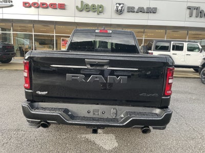 2027 RAM Ram 1500 RAM 1500 EXPRESS CREW CAB 4X4 5'7' BOX