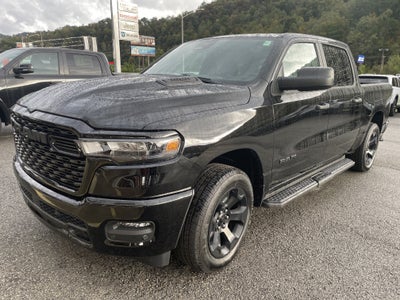 2027 RAM Ram 1500 RAM 1500 EXPRESS CREW CAB 4X4 5'7' BOX