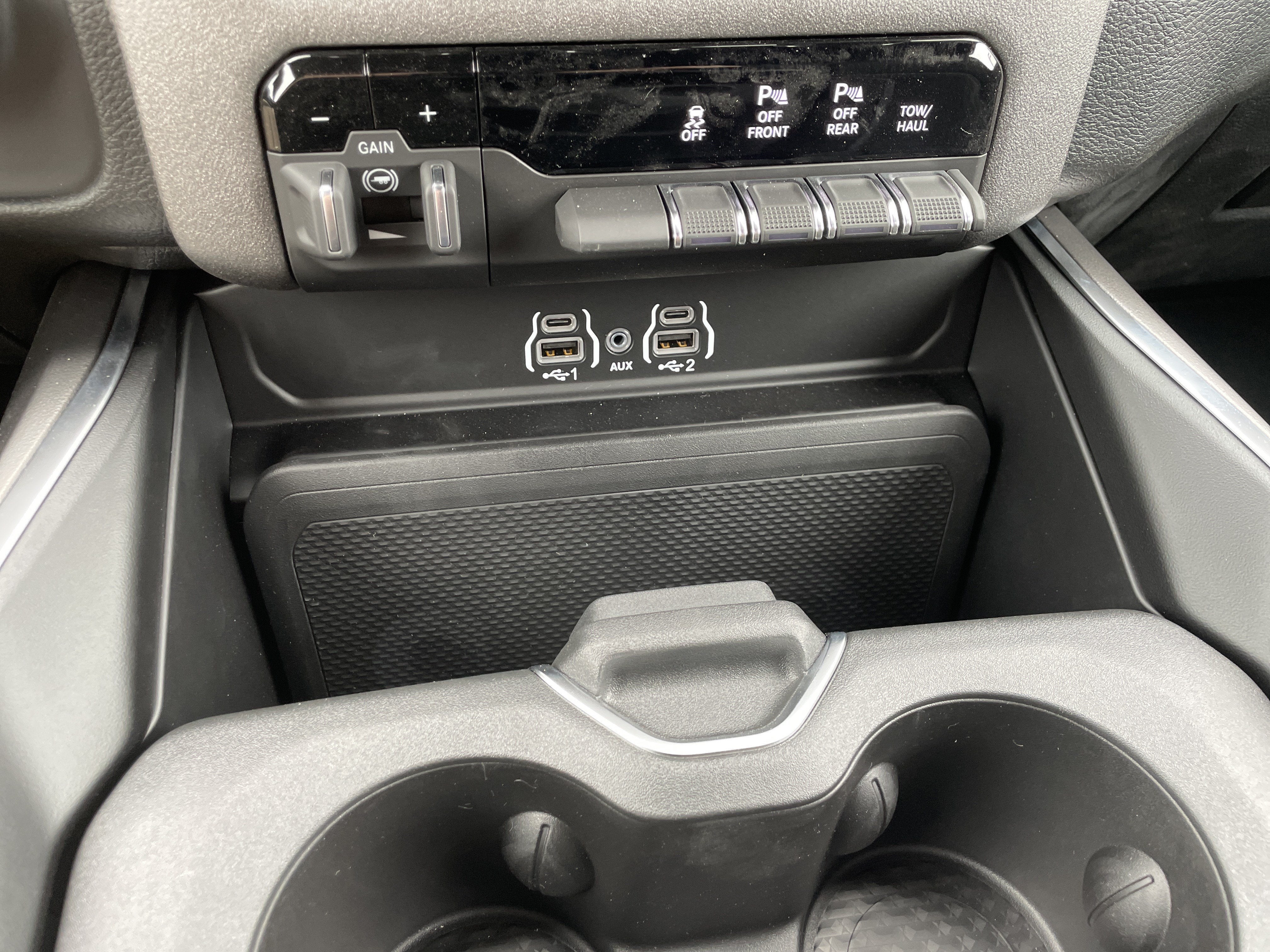 2027 RAM 1500 Express