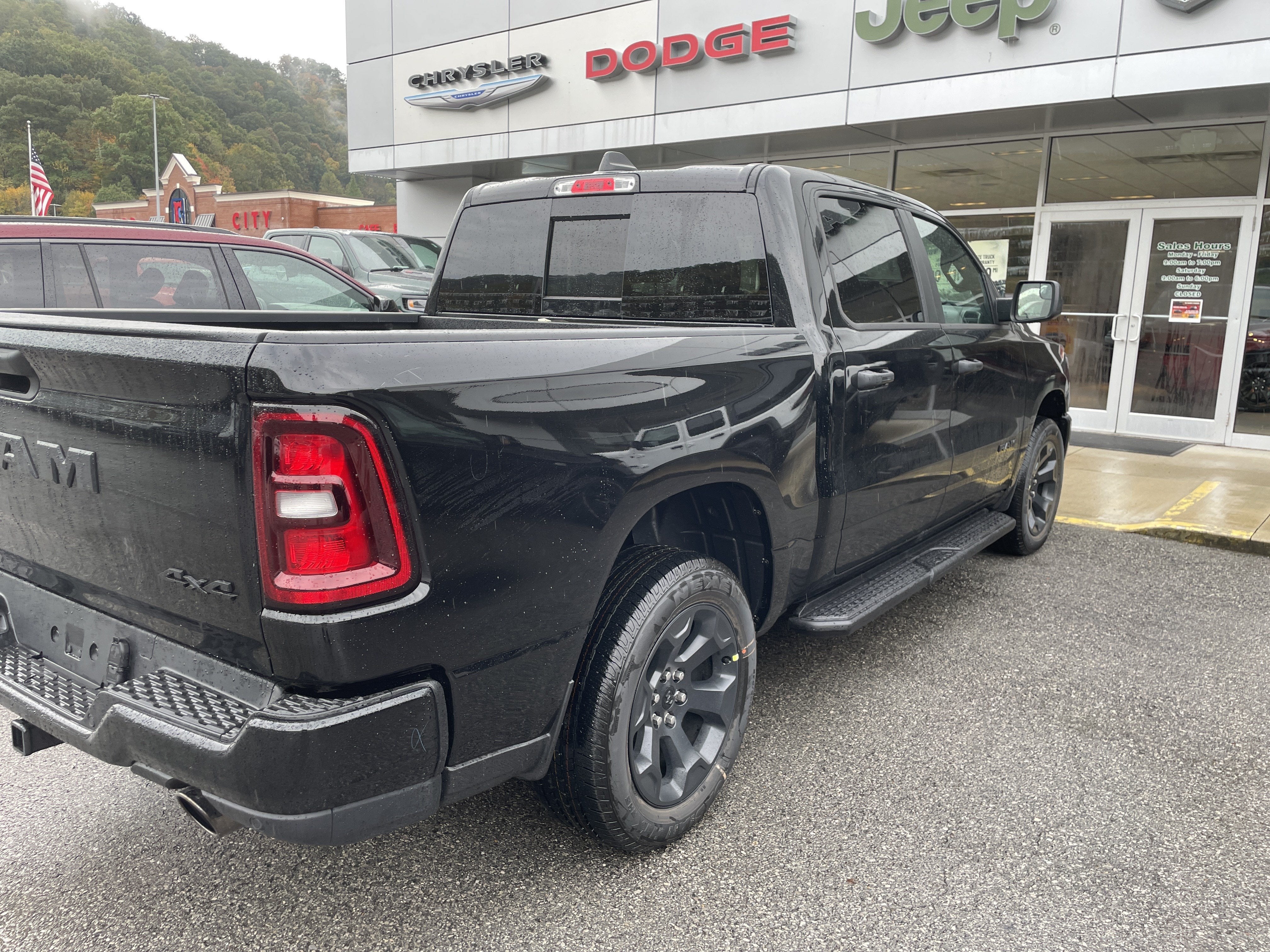 2027 RAM 1500 Express