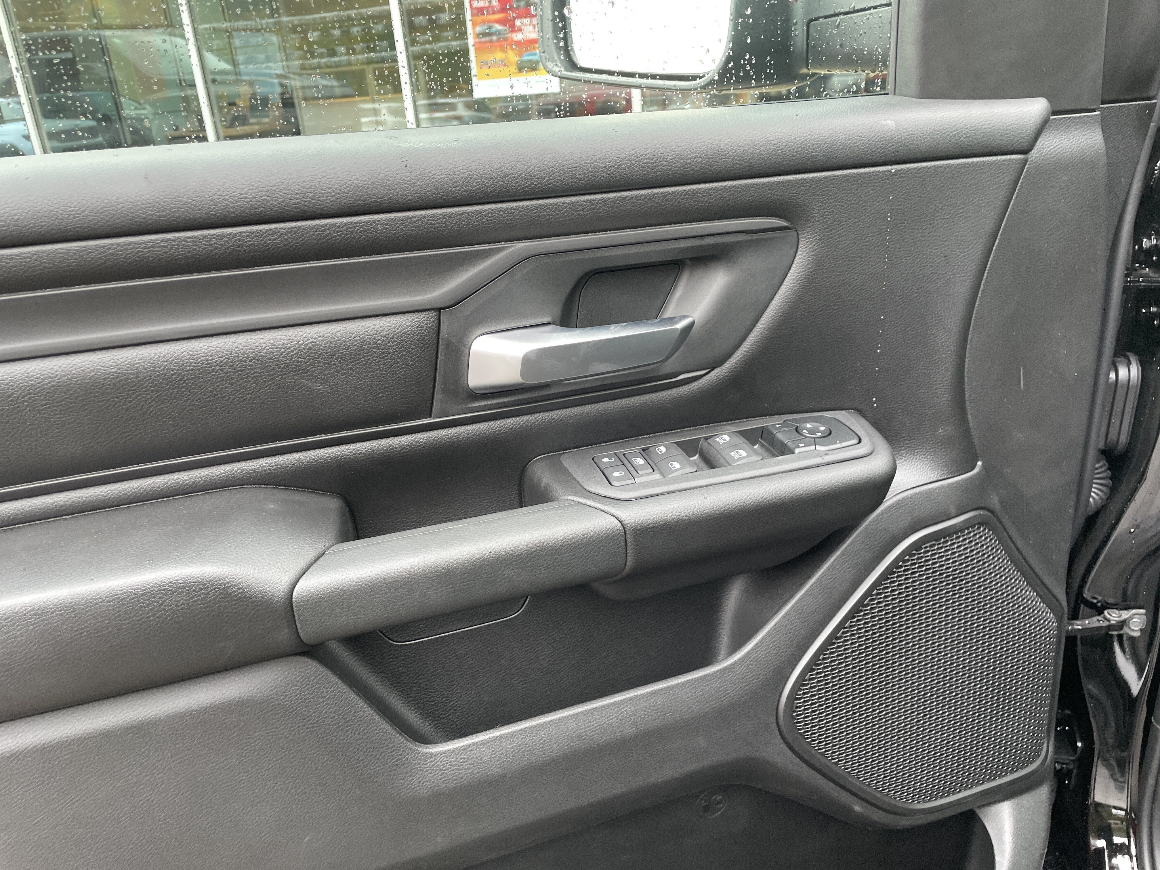 2027 RAM 1500 Express