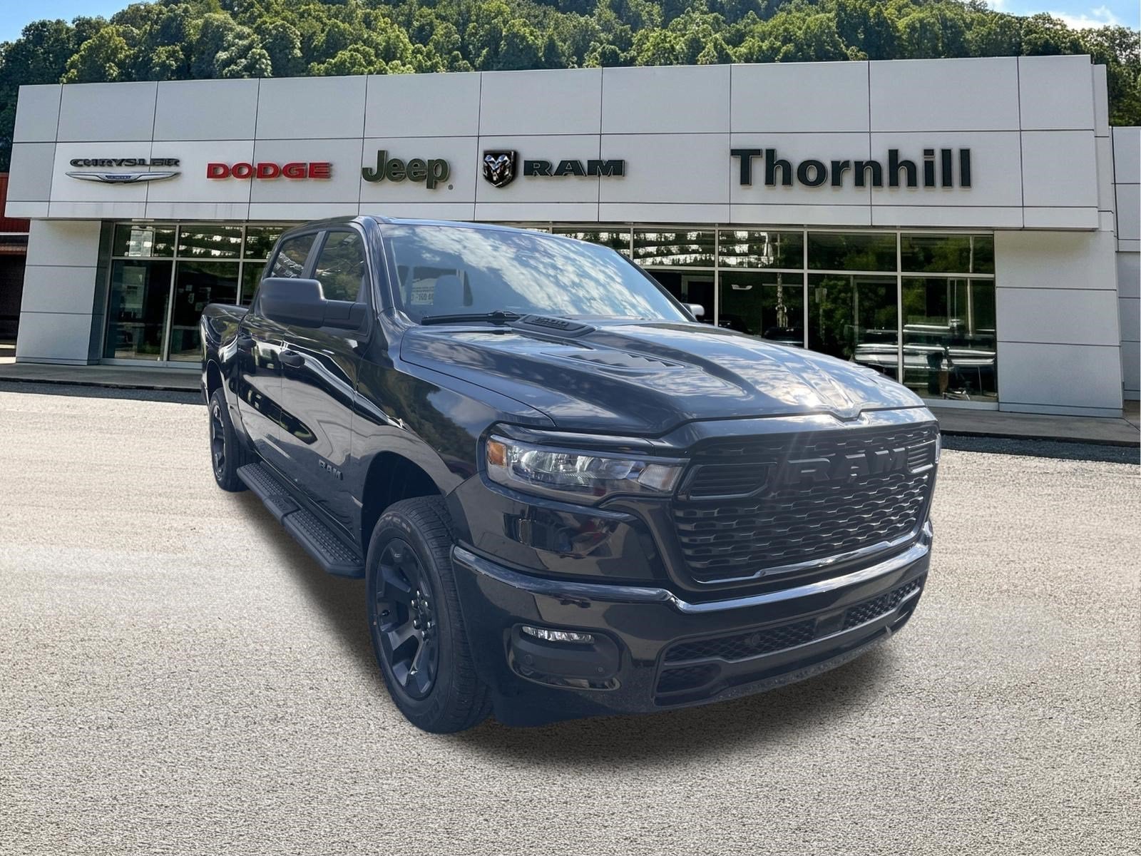2027 RAM Ram 1500 RAM 1500 EXPRESS CREW CAB 4X4 5'7' BOX