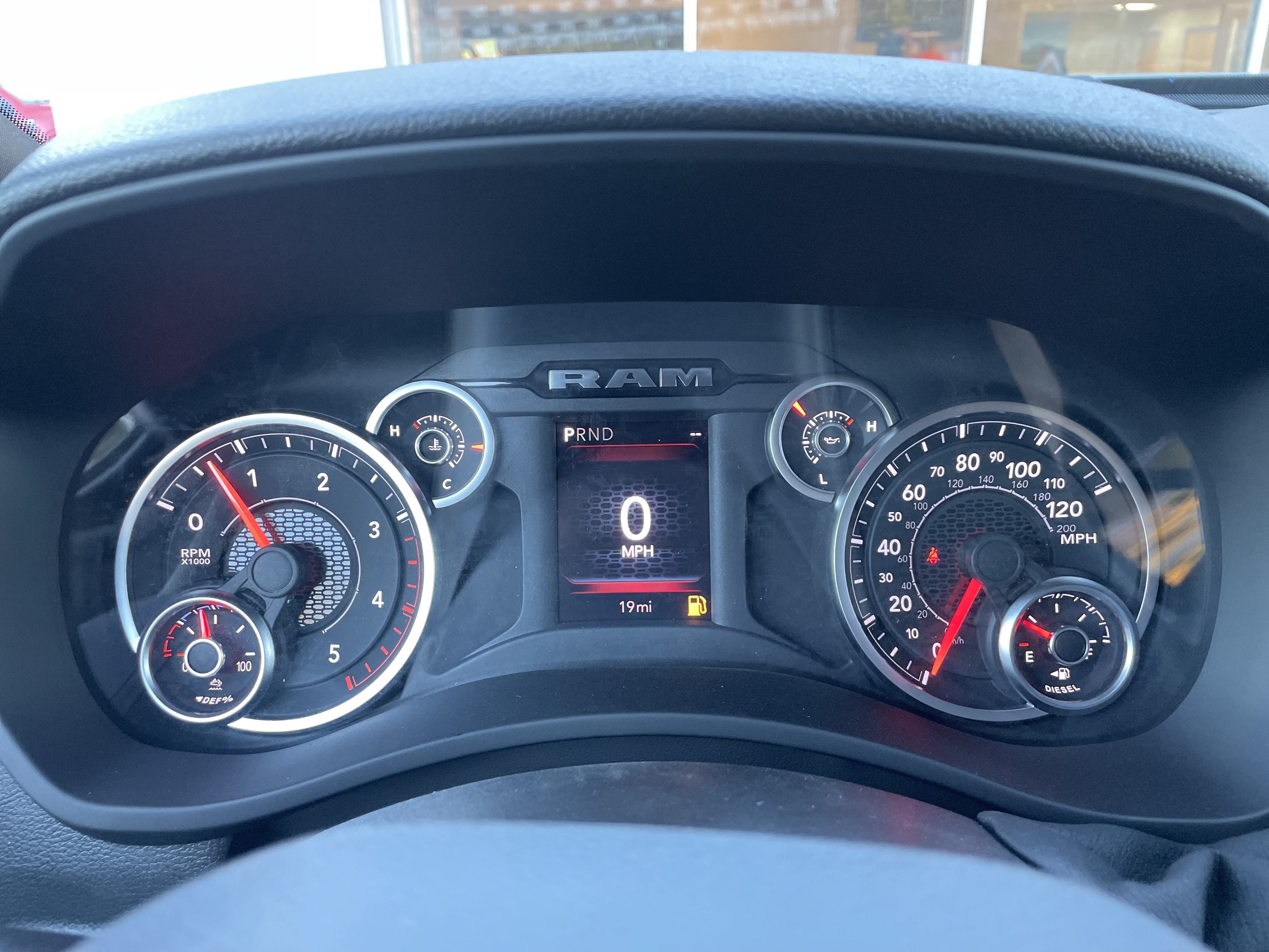 2027 RAM Ram 2500 RAM 2500 WARLOCK CREW CAB 4X4 6'4' BOX