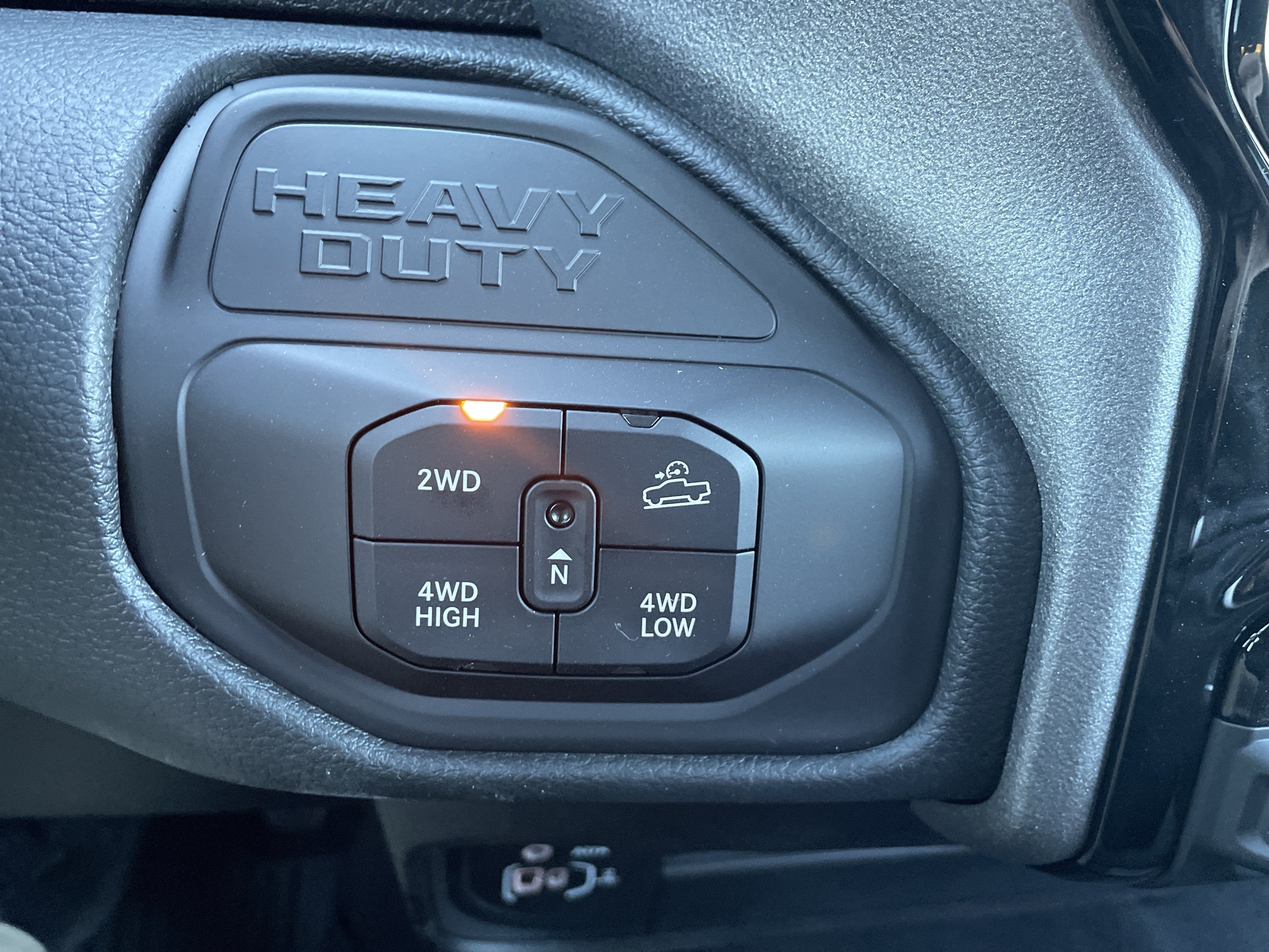 2027 RAM Ram 2500 RAM 2500 WARLOCK CREW CAB 4X4 6'4' BOX