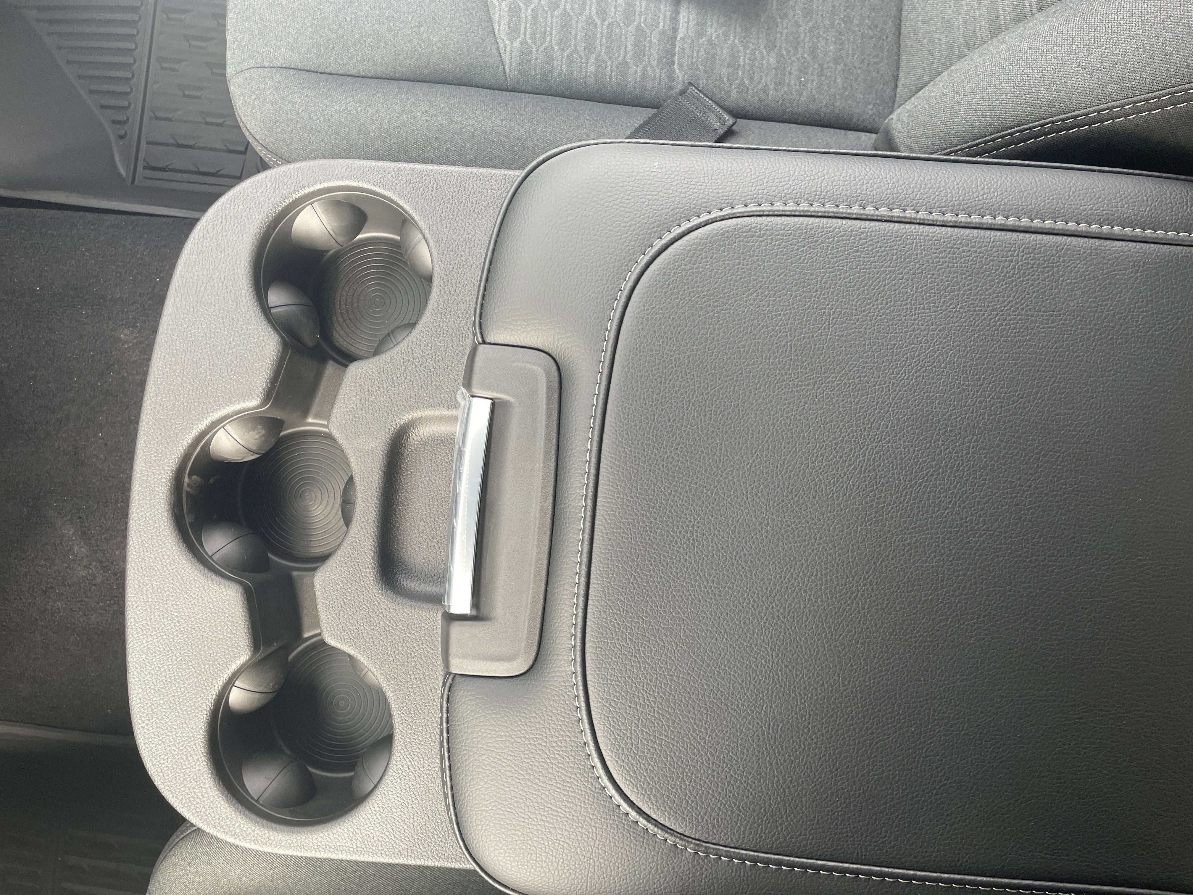 2026 RAM Ram 2500 RAM 2500 BLACK EXPRESS CREW CAB 4X4 8' BOX