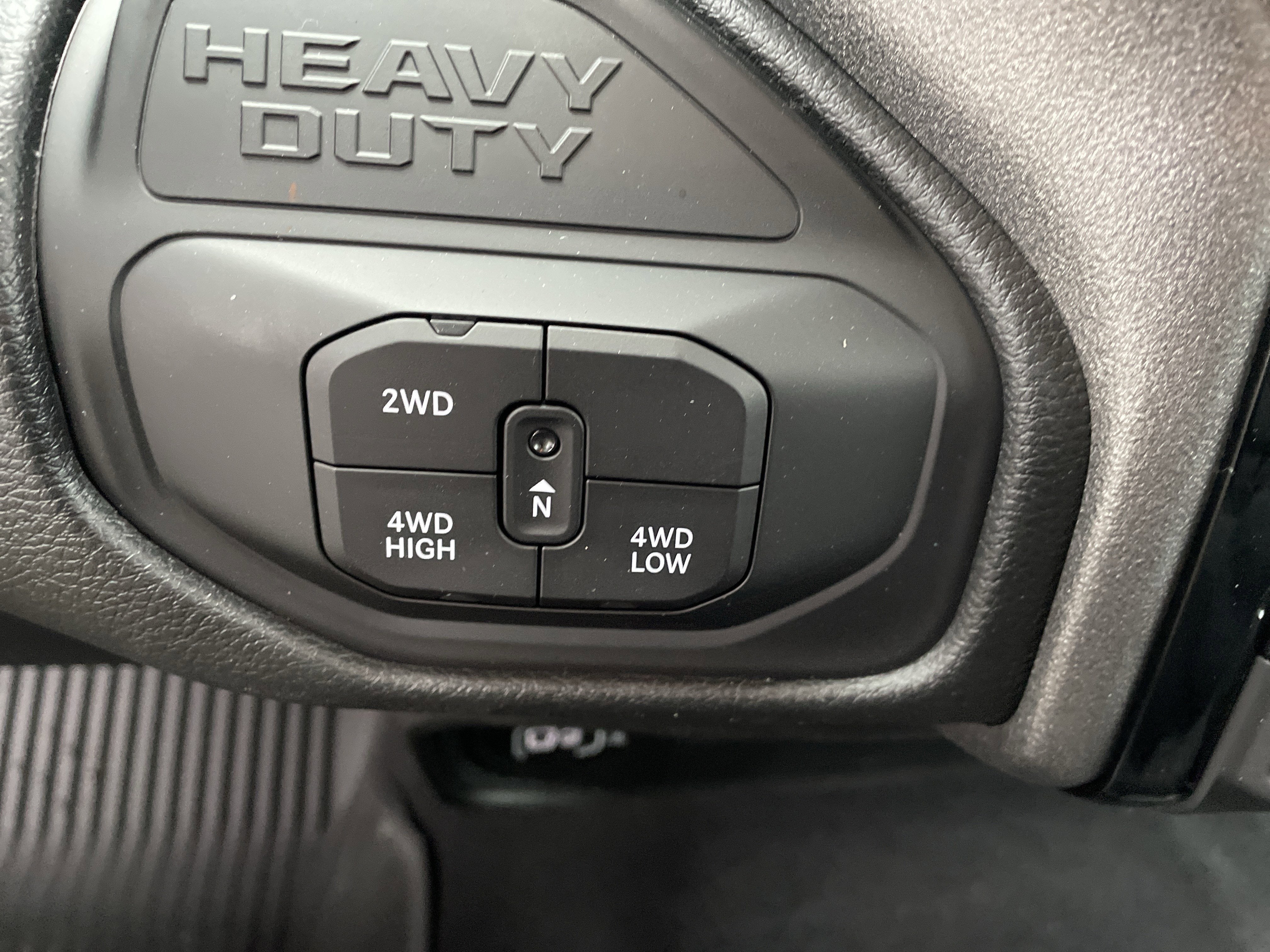 2026 RAM Ram 2500 RAM 2500 BLACK EXPRESS CREW CAB 4X4 8' BOX