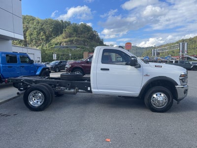 2026 RAM Ram 3500 Chassis Cab RAM 3500 TRADESMAN CHASSIS REGULAR CAB 4X4 60' CA