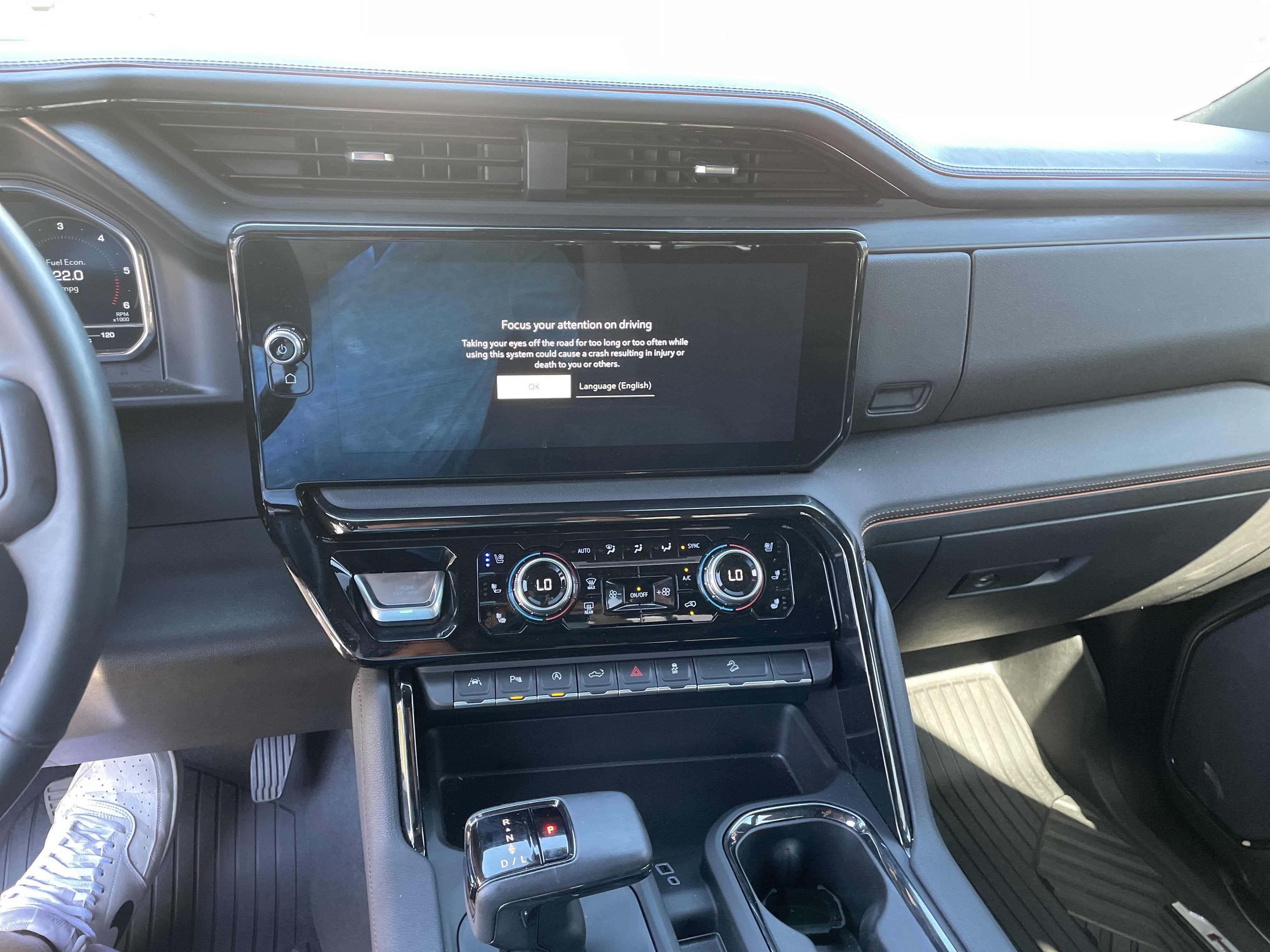 2025 GMC Sierra 1500 4WD Crew Cab Short Box AT4