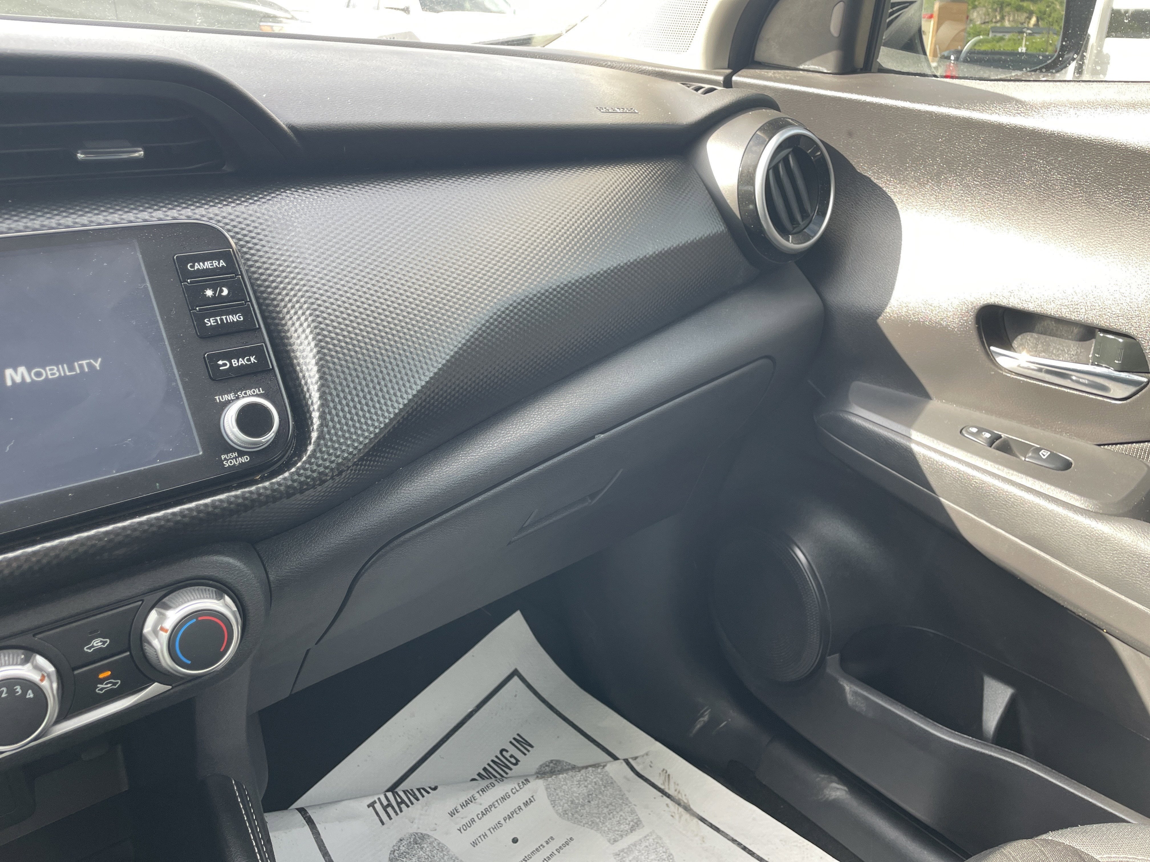 2023 Nissan Kicks SV Xtronic CVT