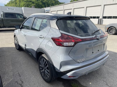 2023 Nissan Kicks SV Xtronic CVT