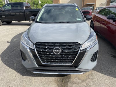 2023 Nissan Kicks SV Xtronic CVT