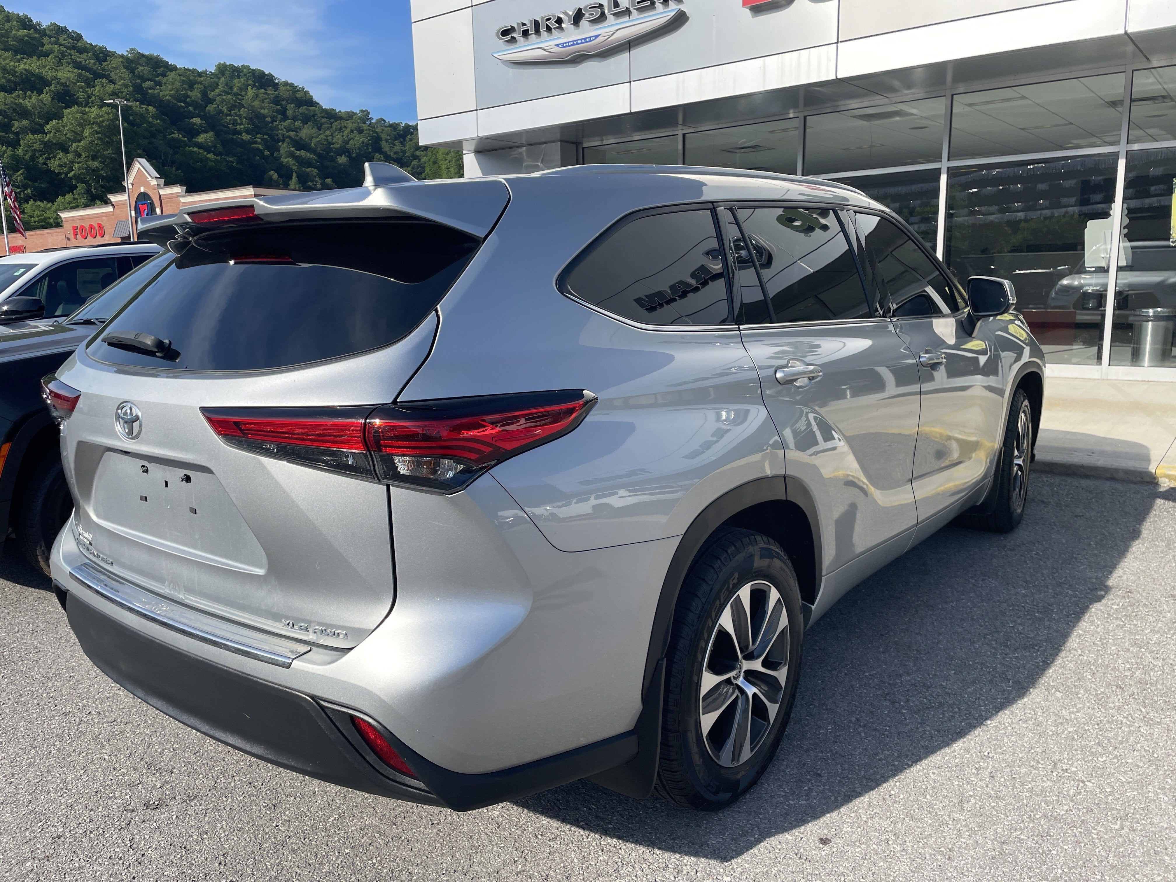 2022 Toyota Highlander XLE