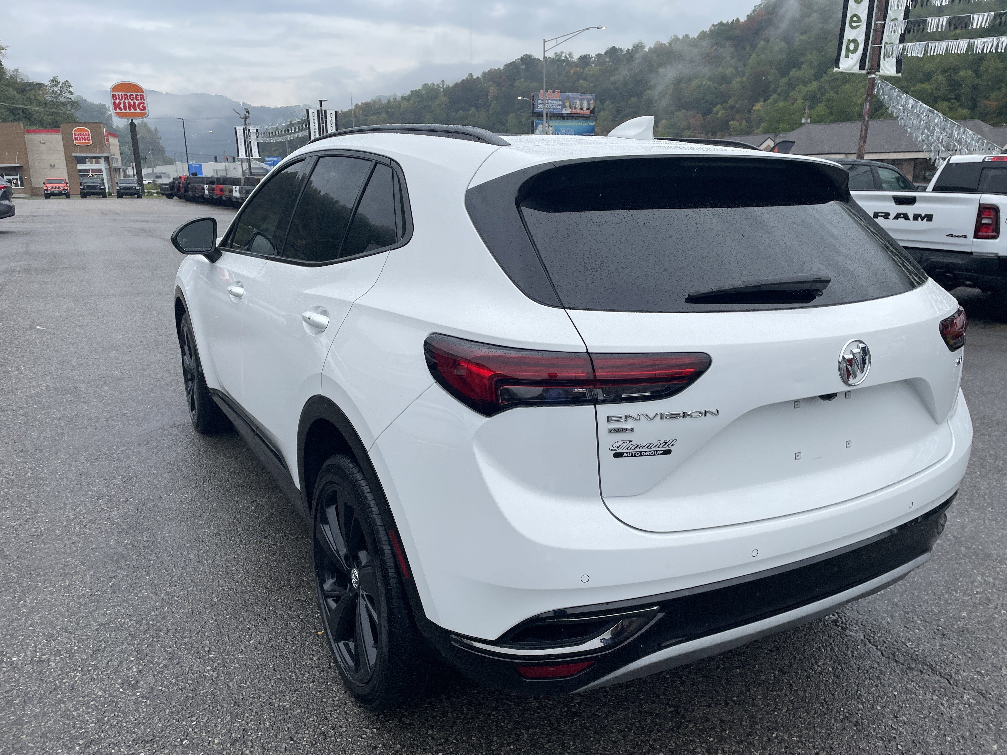 2023 Buick Envision Essence AWD