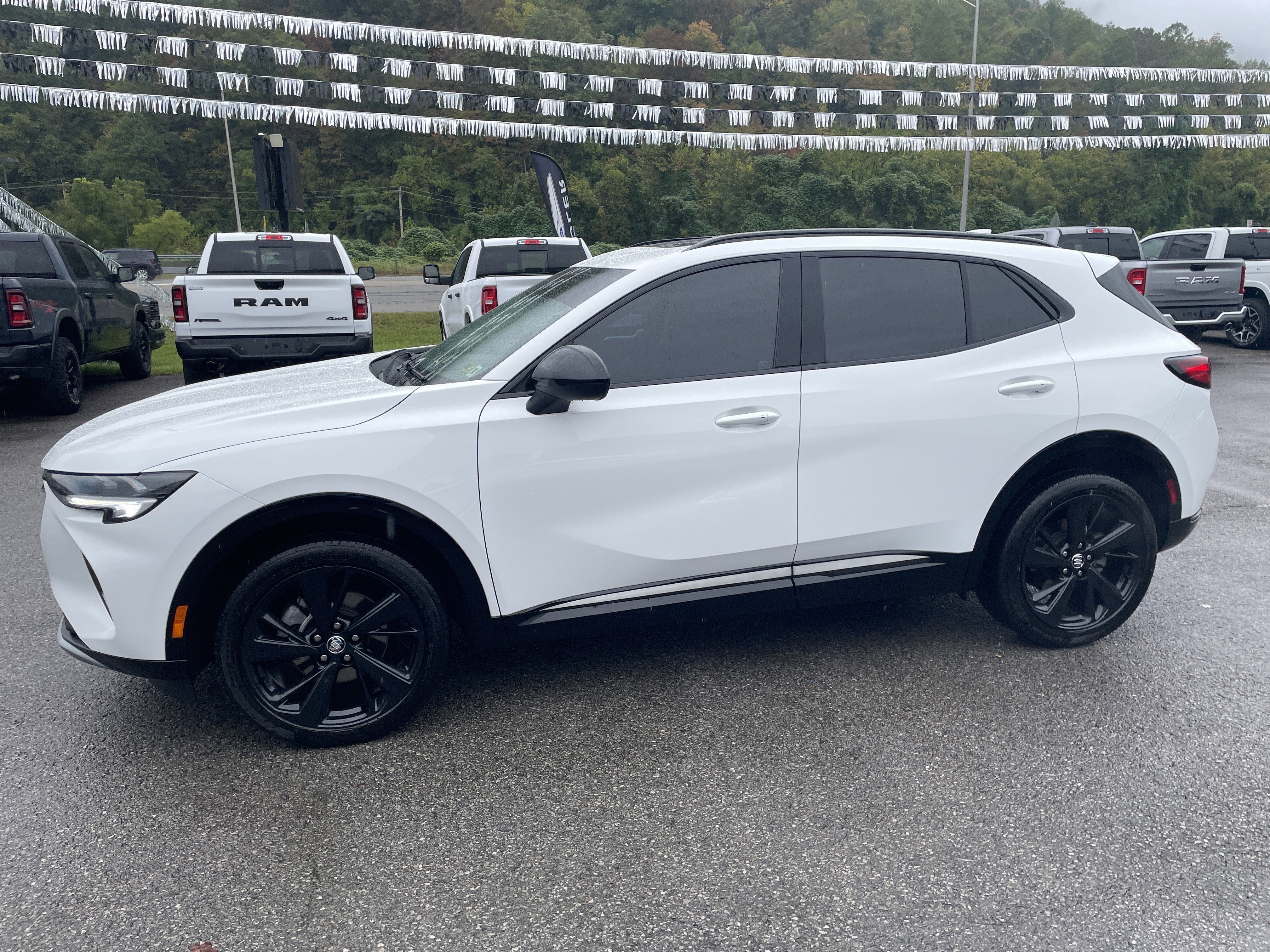 2023 Buick Envision Essence AWD