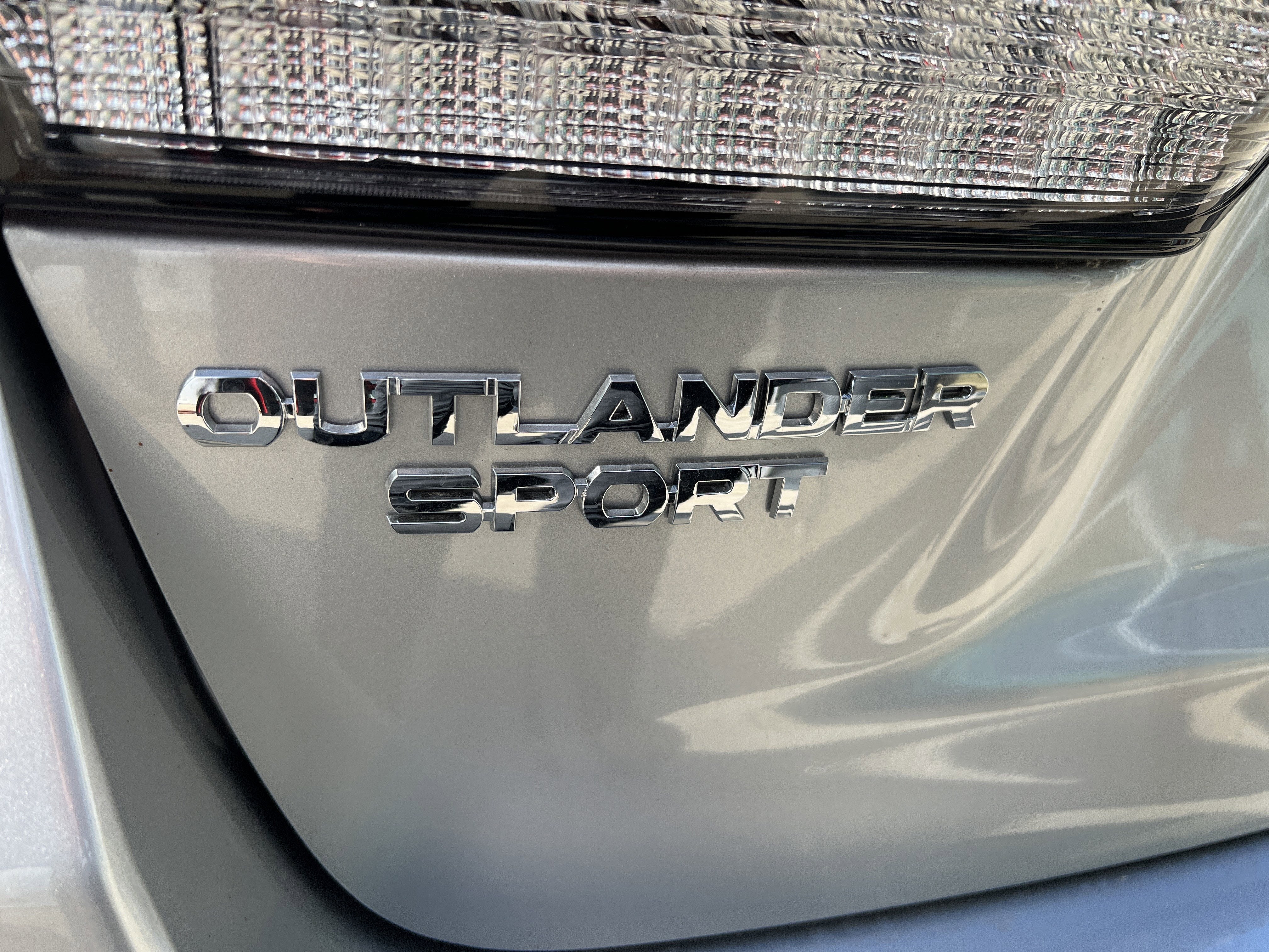 2026 Mitsubishi Outlander Sport ES
