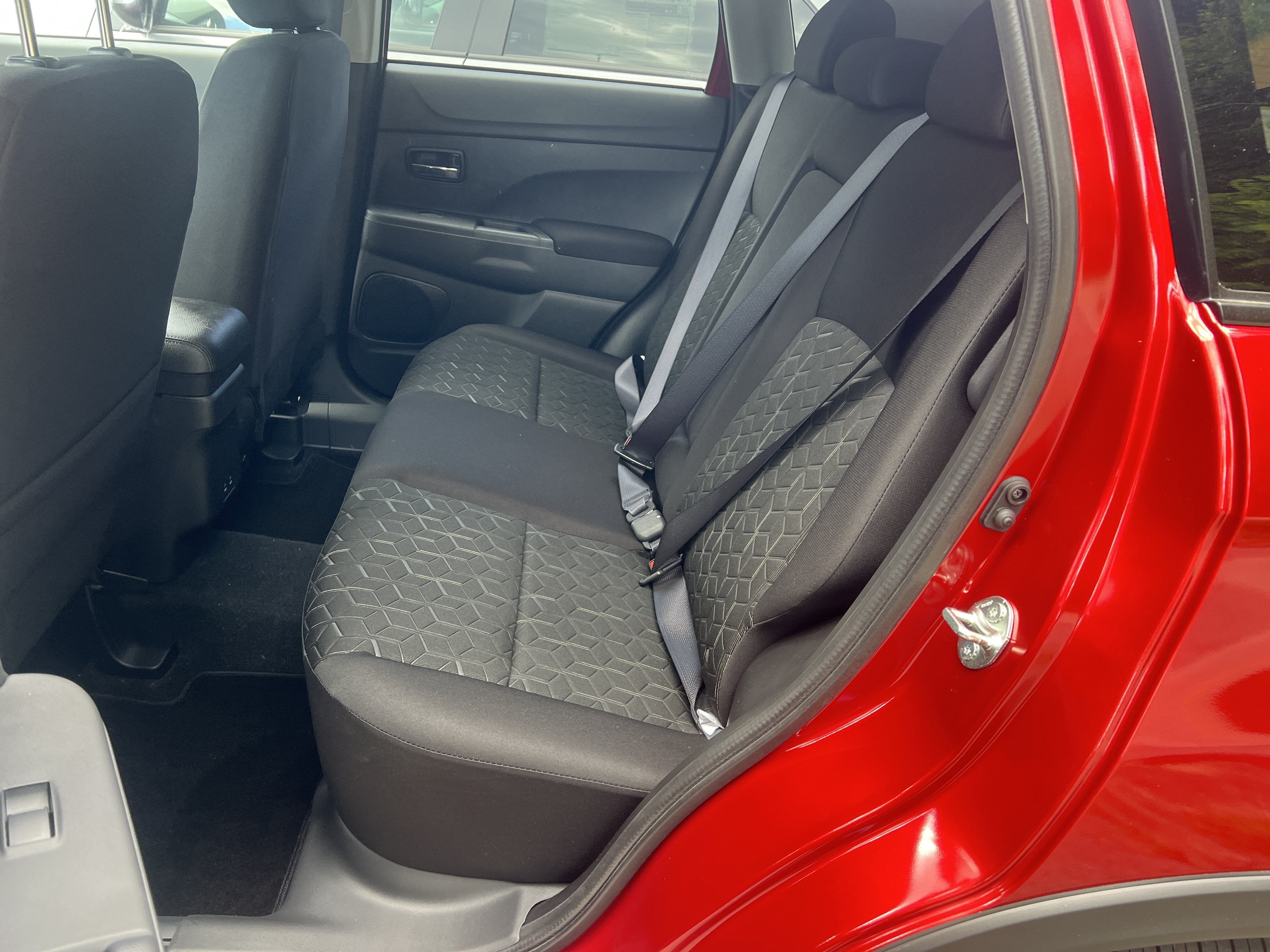 2026 Mitsubishi Outlander Sport LE