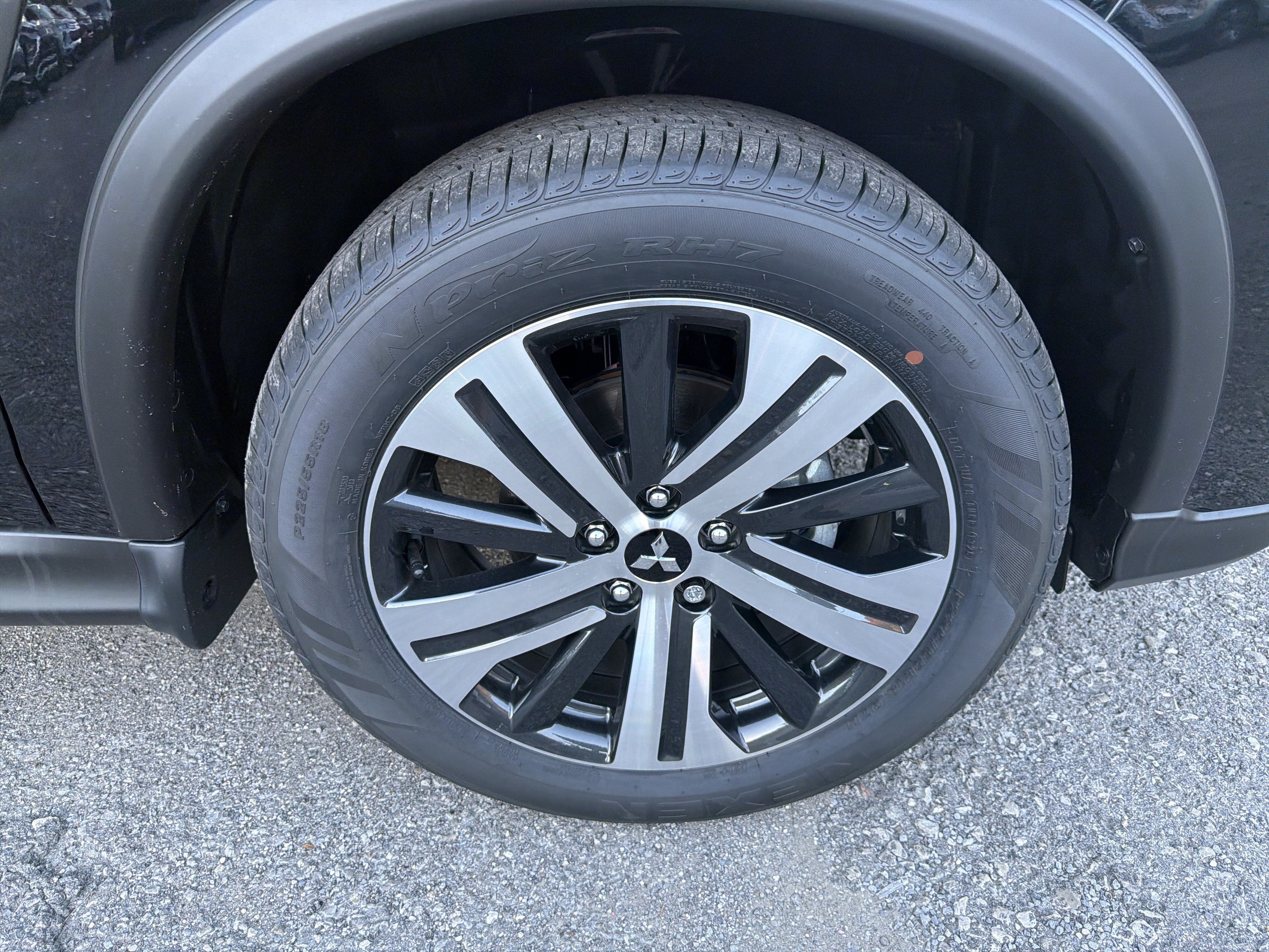 2027 Mitsubishi Outlander Sport ES