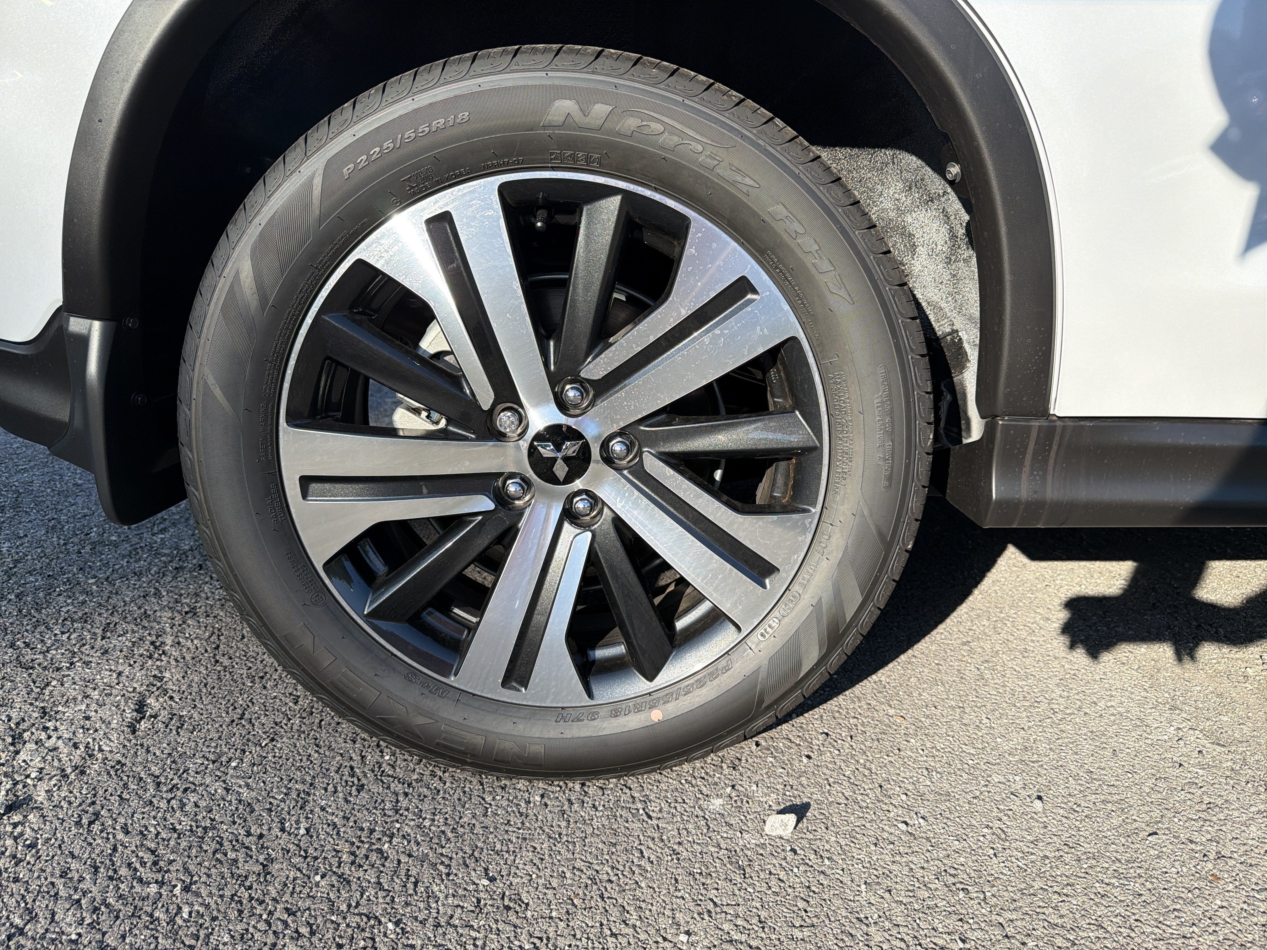 2027 Mitsubishi Outlander Sport ES