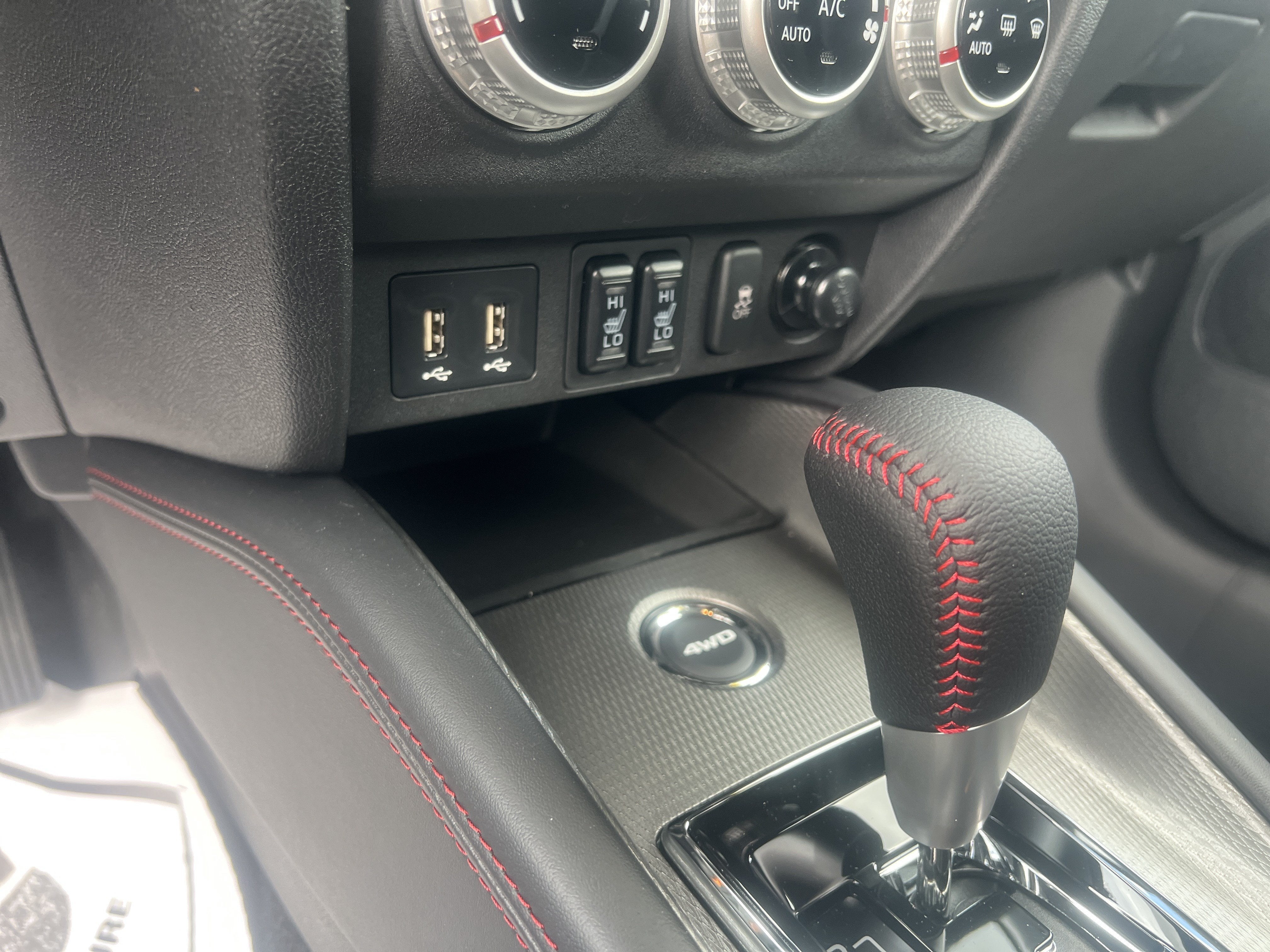 2026 Mitsubishi Outlander Sport LE