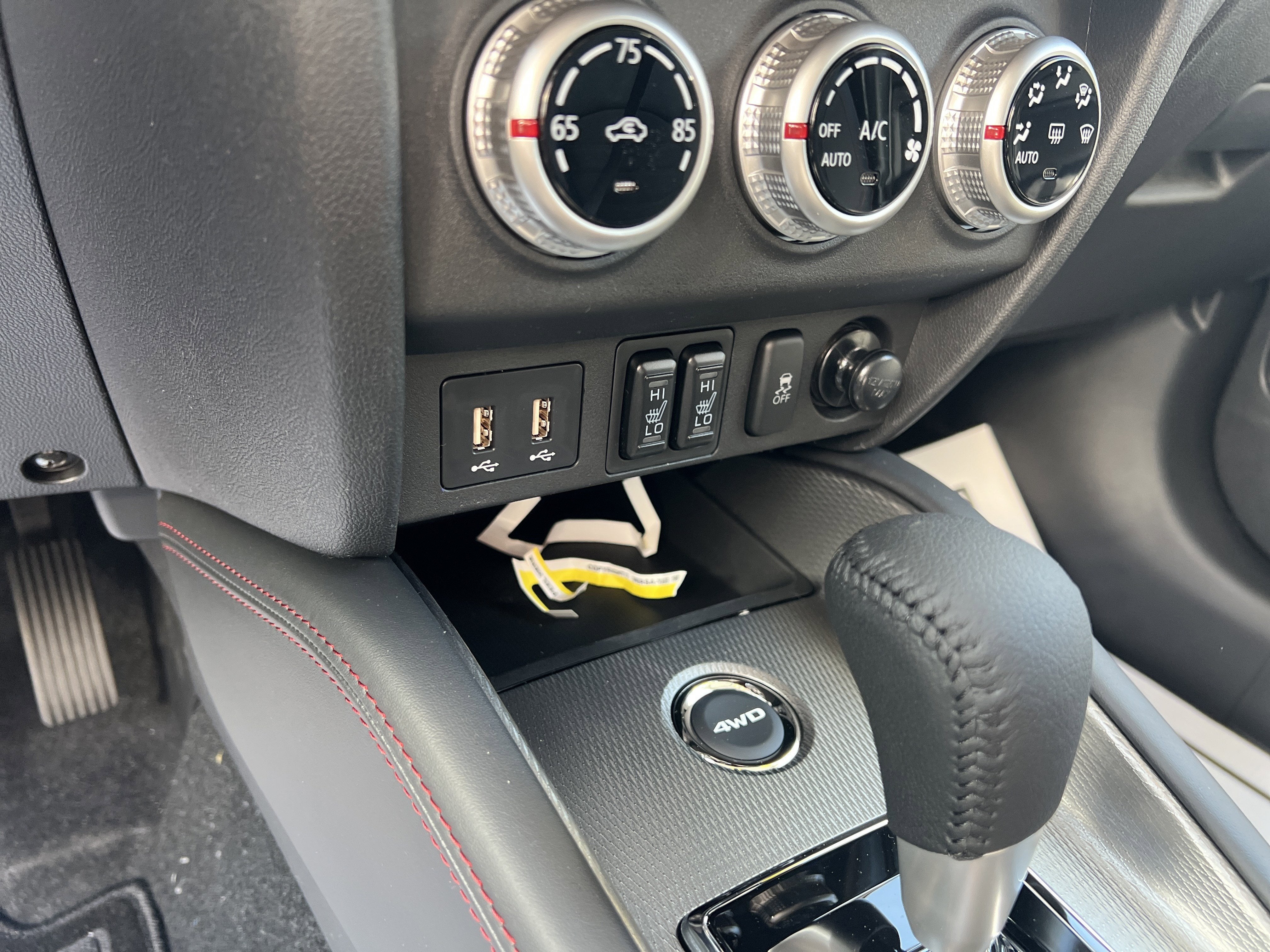 2026 Mitsubishi Outlander Sport SE