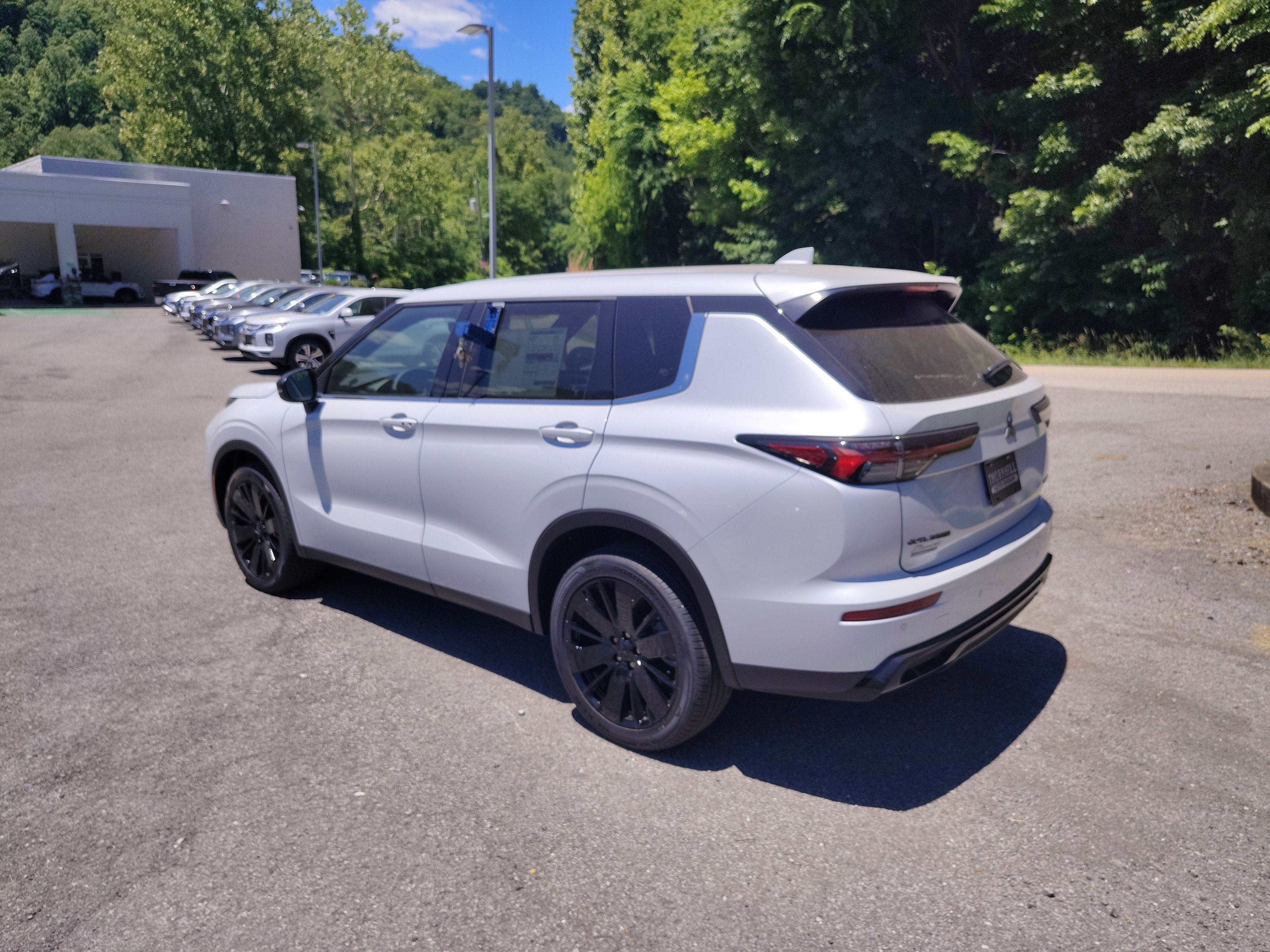 2026 Mitsubishi Outlander Sport LE