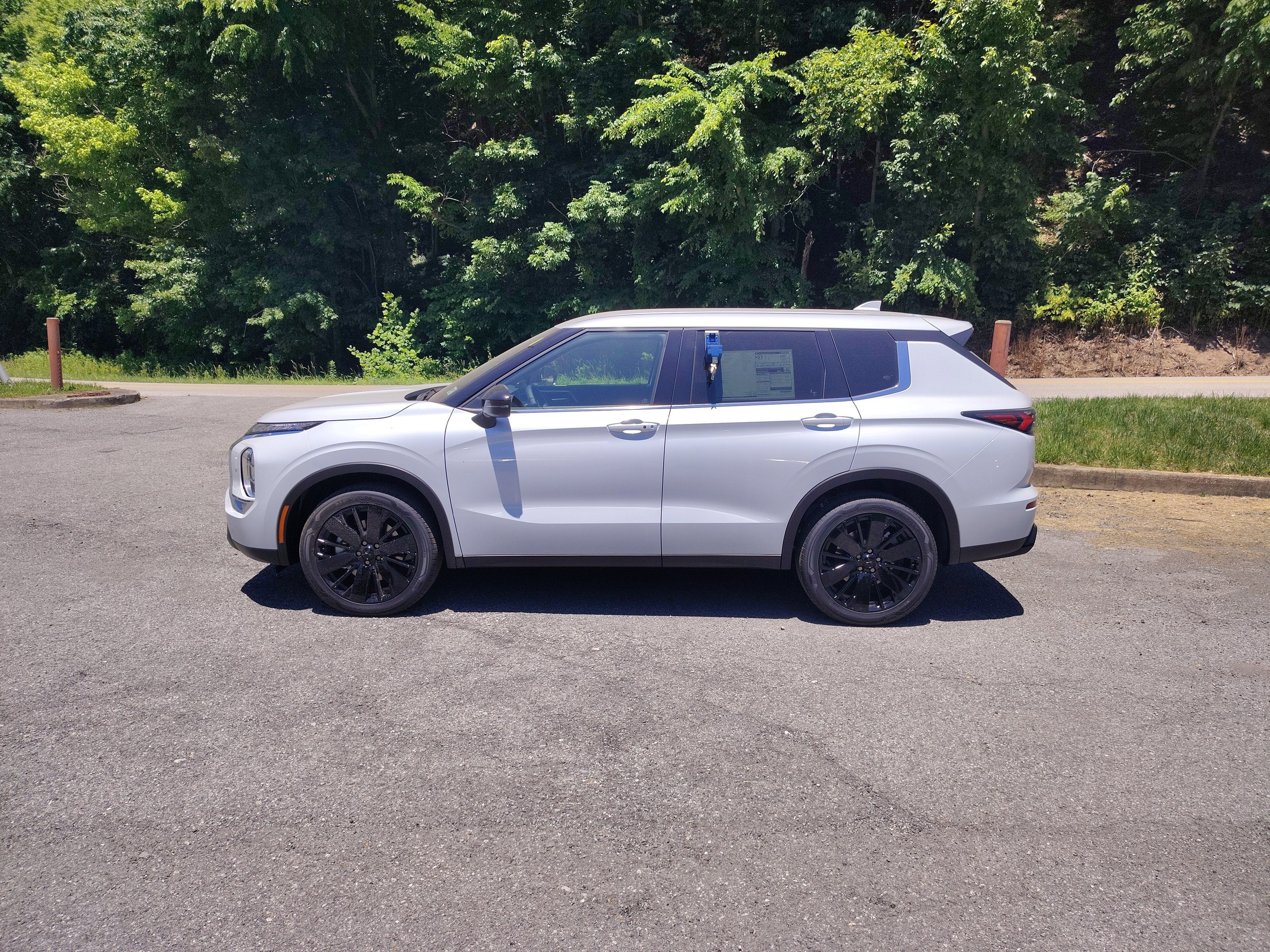 2026 Mitsubishi Outlander Sport LE