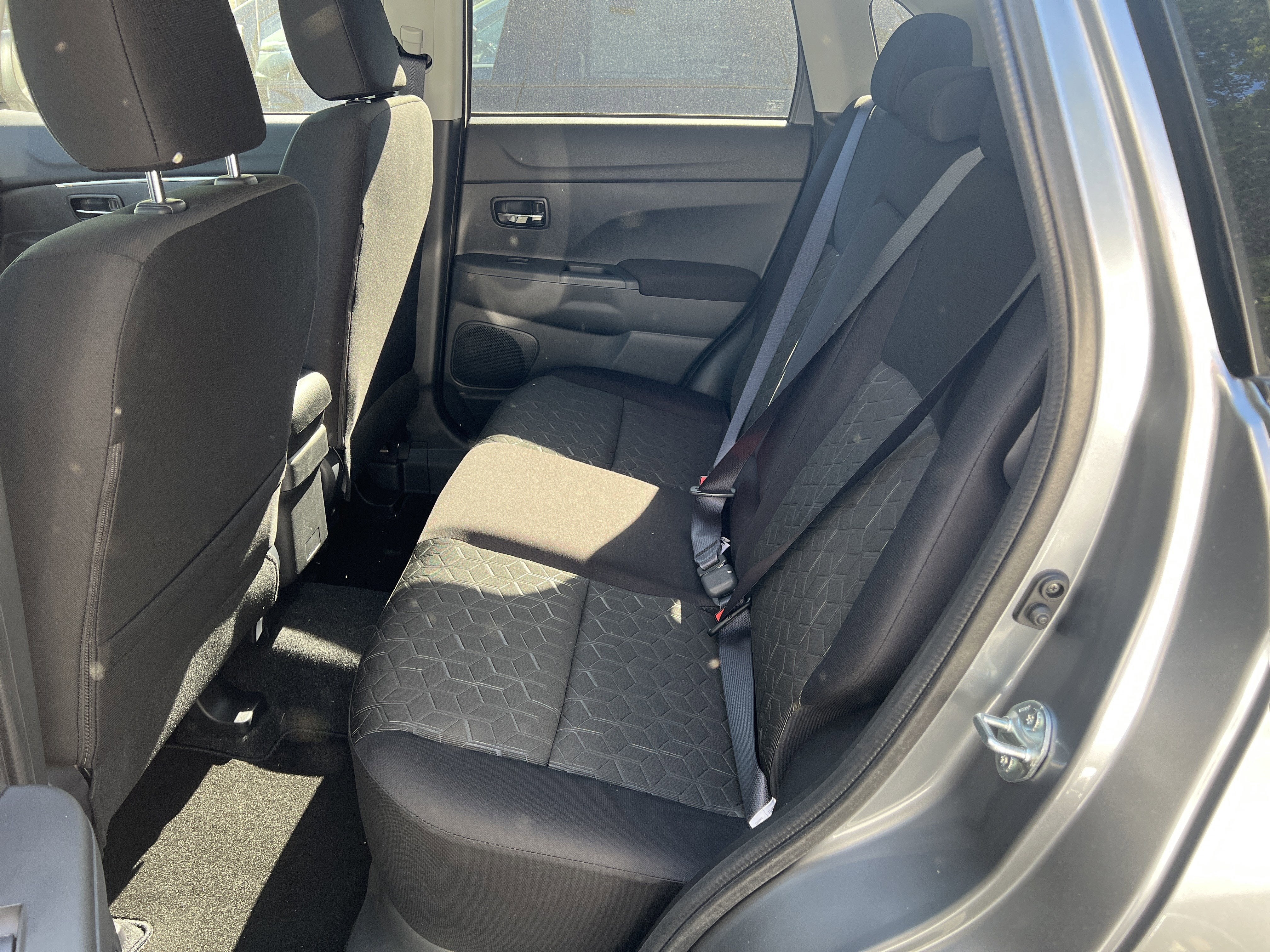 2026 Mitsubishi Outlander Sport ES