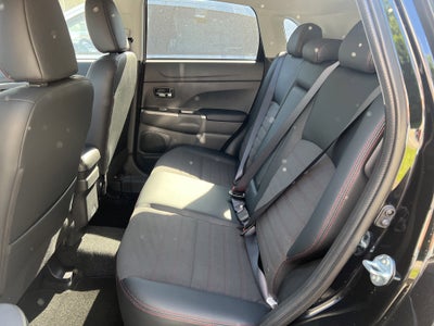 2026 Mitsubishi Outlander Sport SE