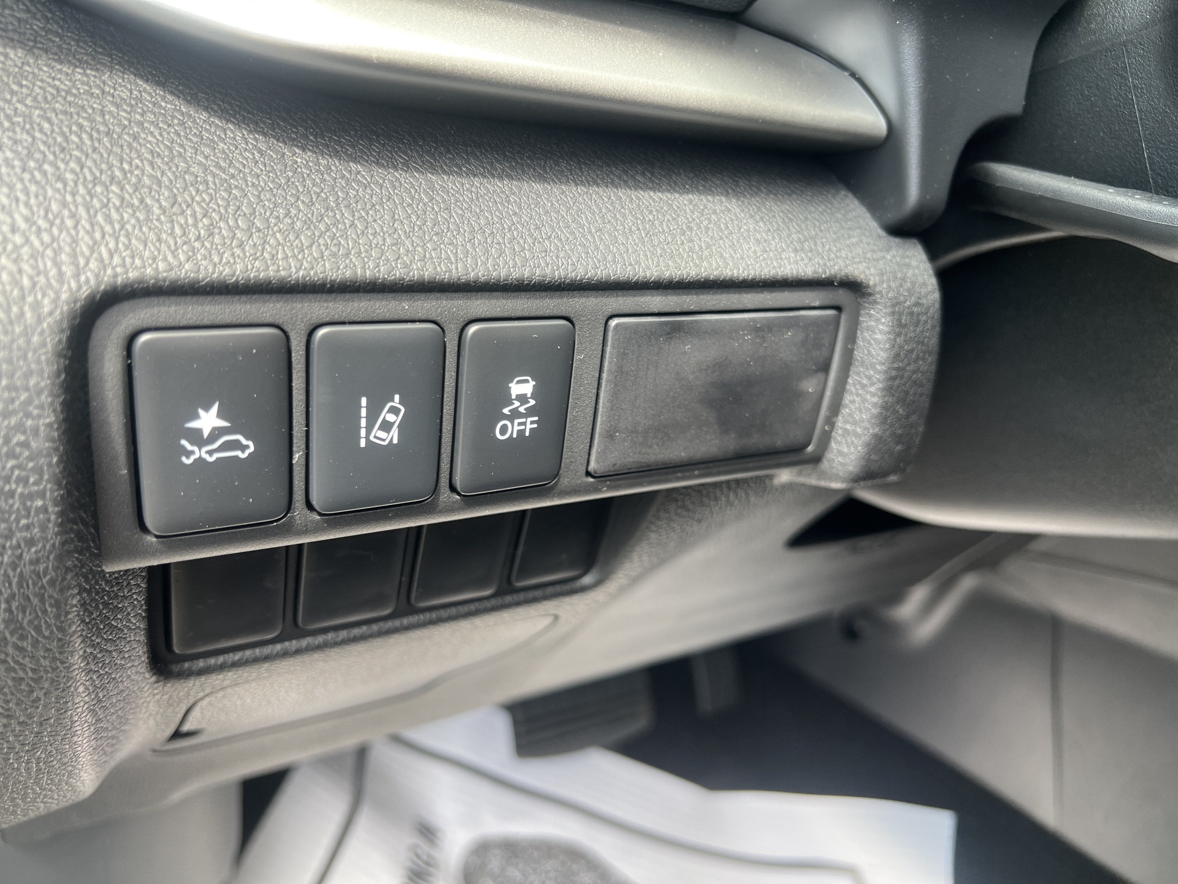 2026 Mitsubishi Eclipse Cross ES