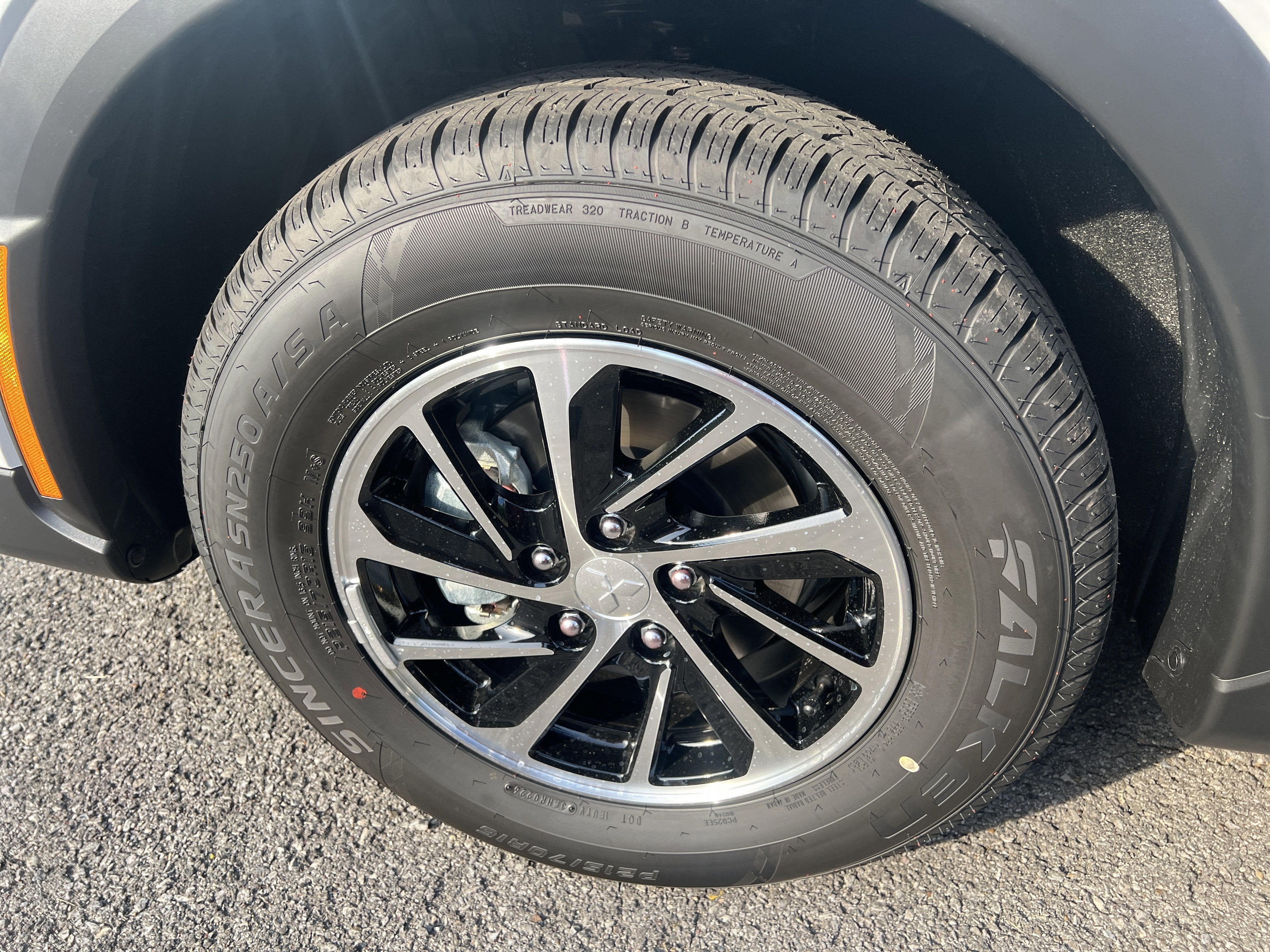 2026 Mitsubishi Eclipse Cross ES