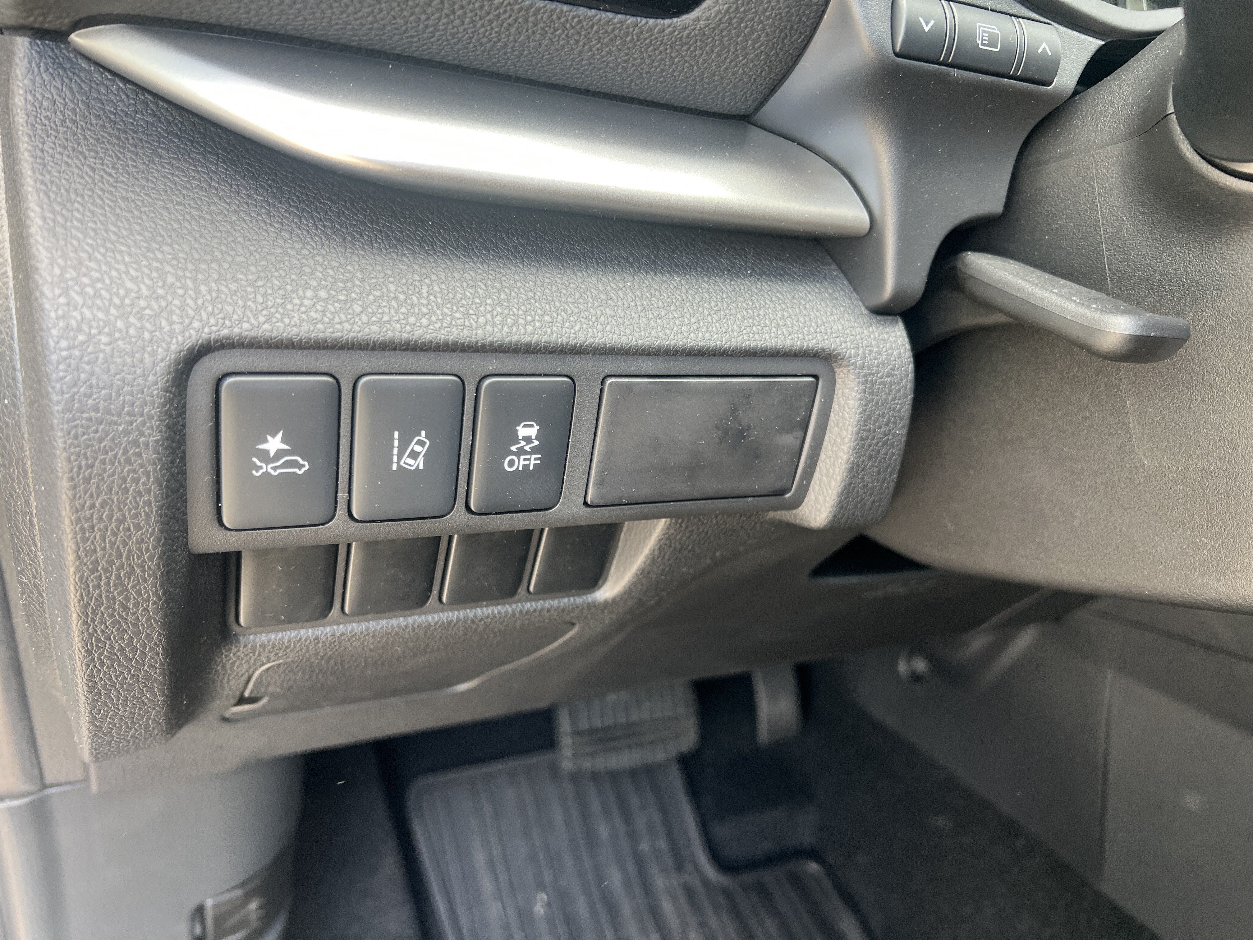2026 Mitsubishi Eclipse Cross ES