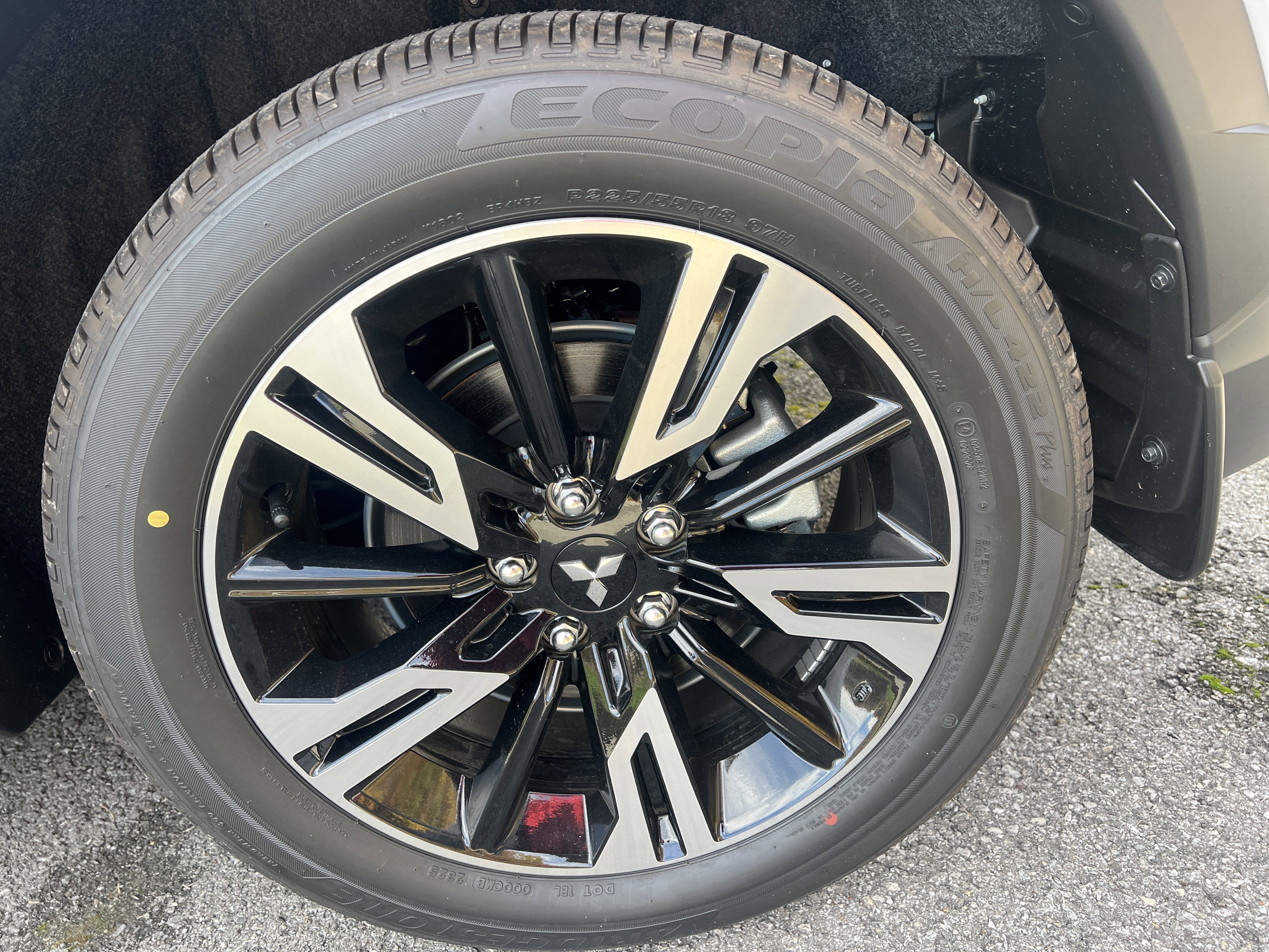 2026 Mitsubishi Eclipse Cross SE