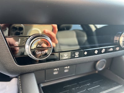 2025 Mitsubishi Outlander ES