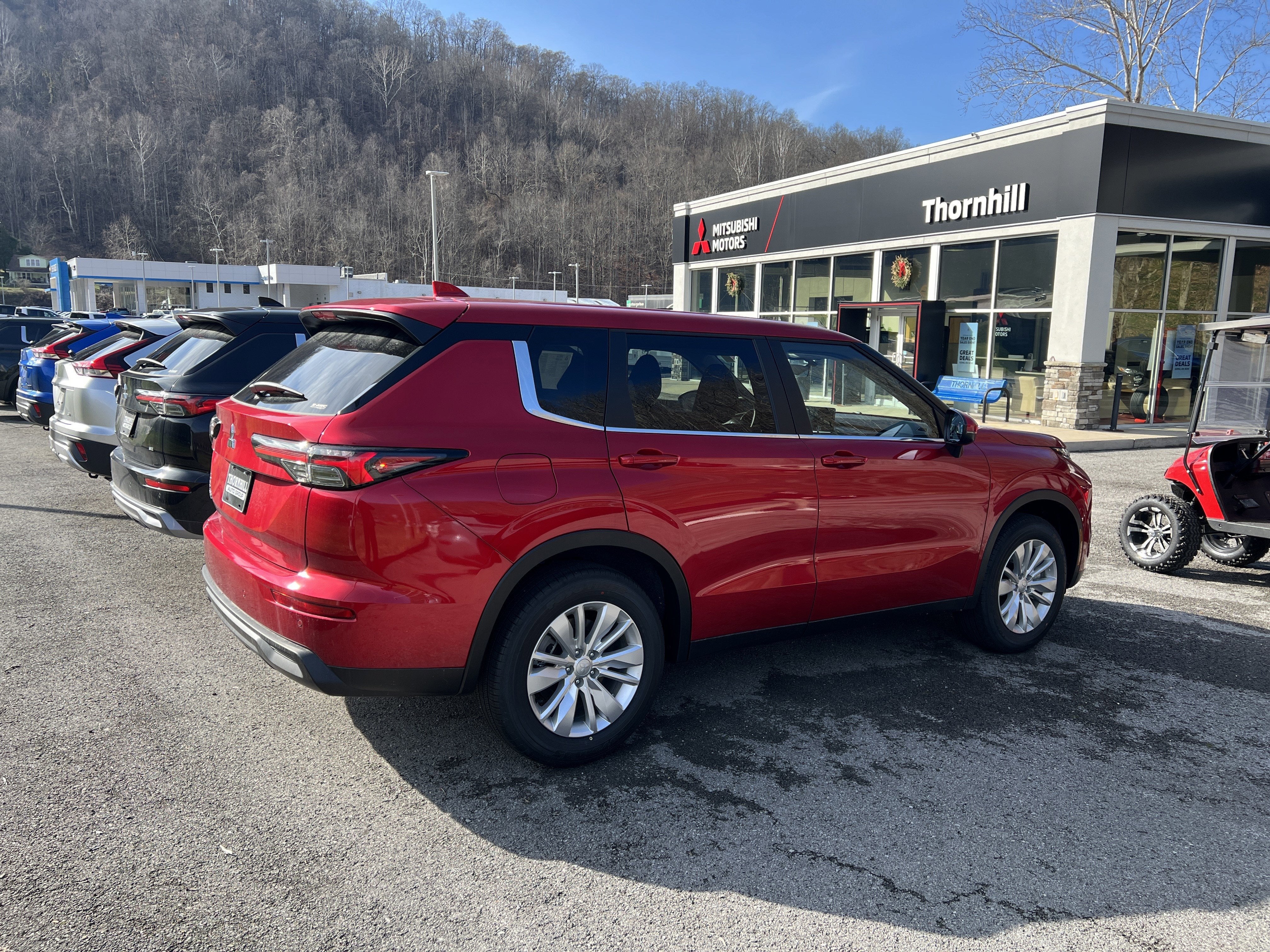 2025 Mitsubishi Outlander ES