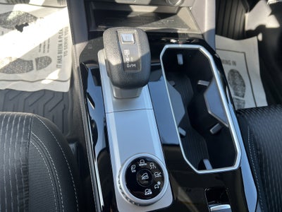 2025 Mitsubishi Outlander ES