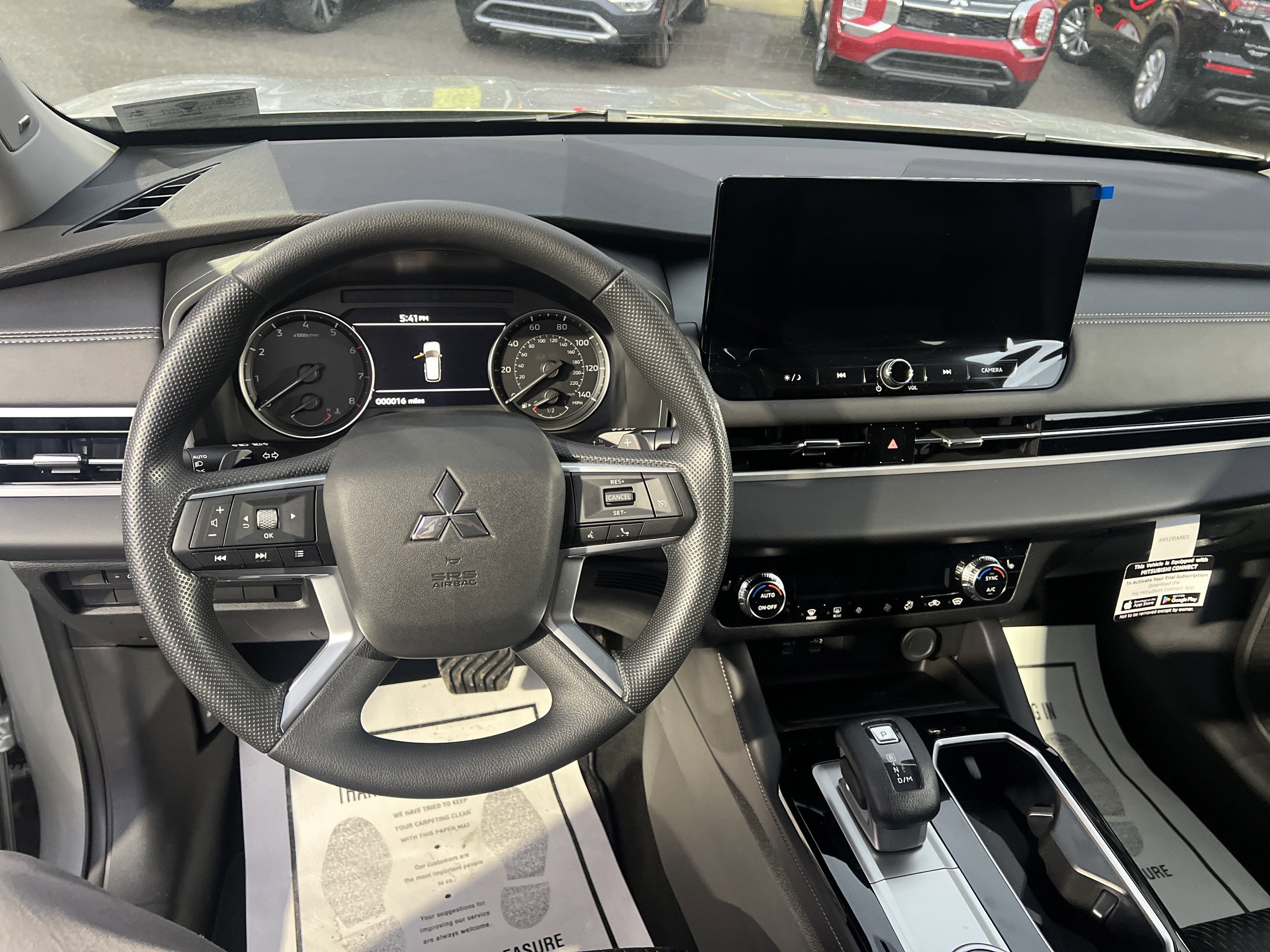 2026 Mitsubishi Outlander ES