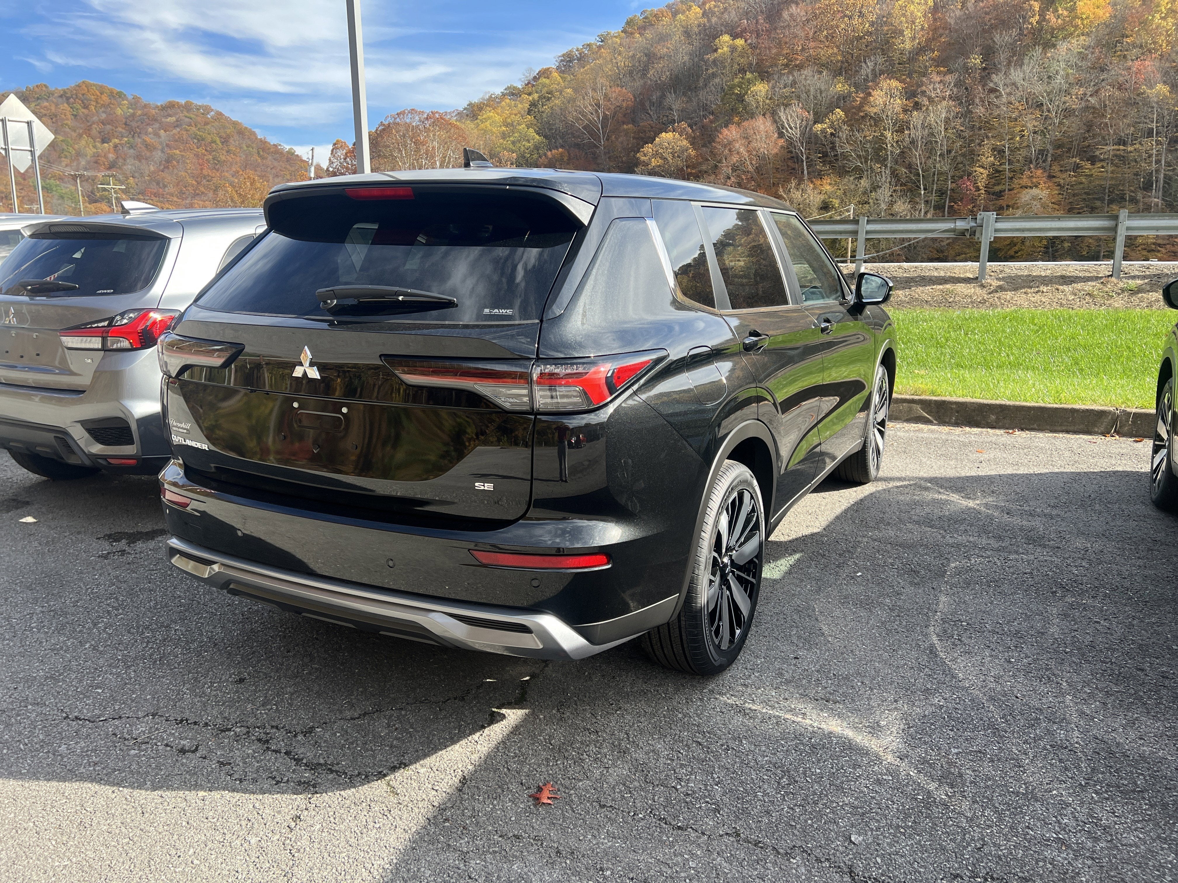 2025 Mitsubishi Outlander SE