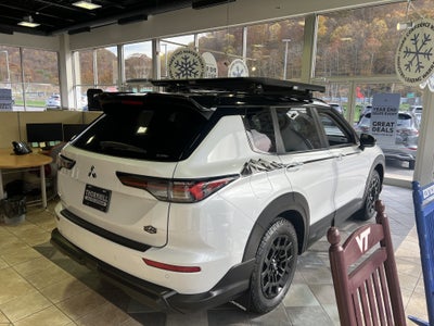 2025 Mitsubishi Outlander Trail Edition