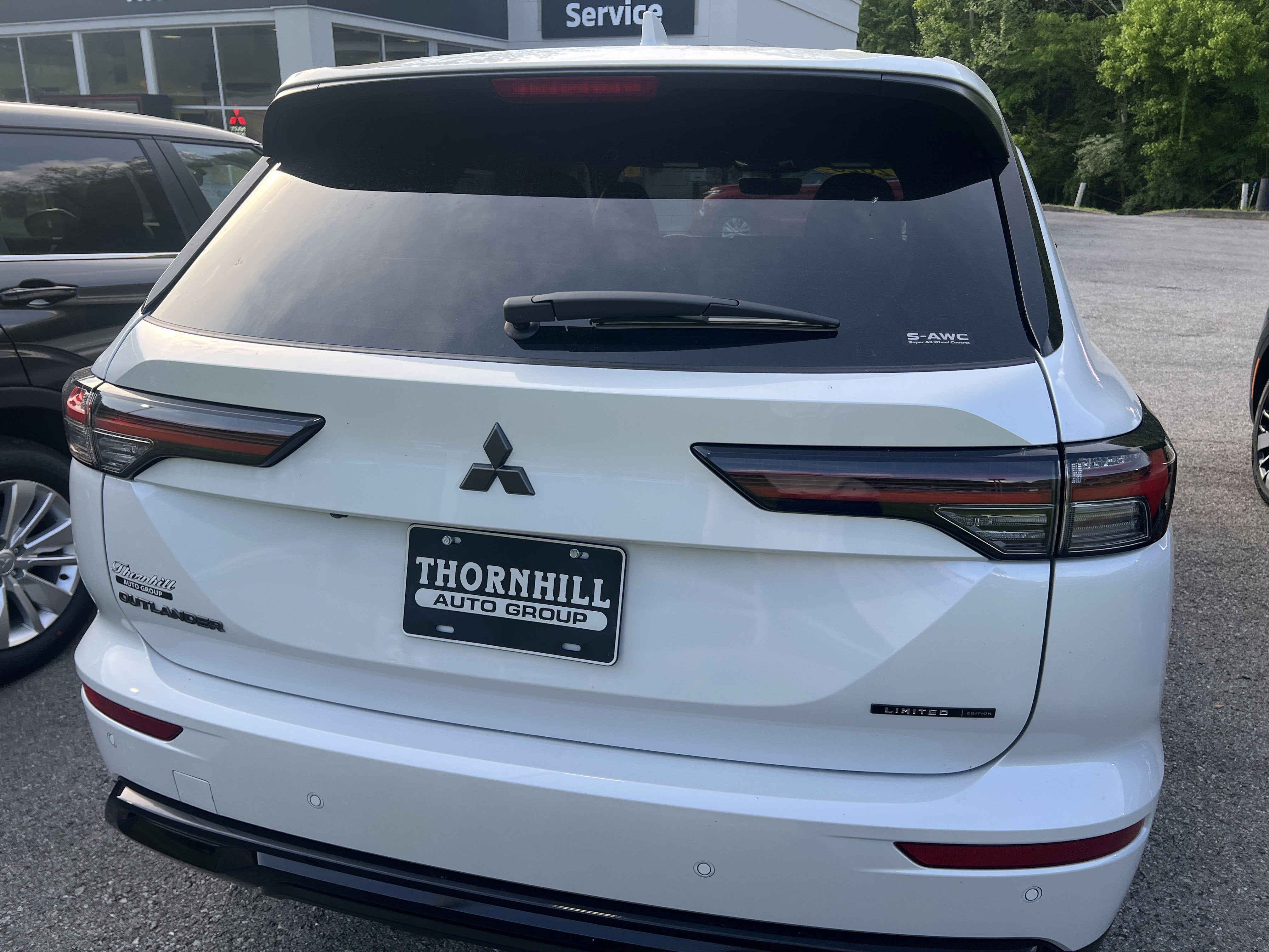 2026 Mitsubishi Outlander LE