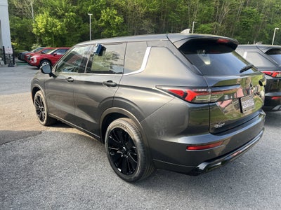 2026 Mitsubishi Outlander LE