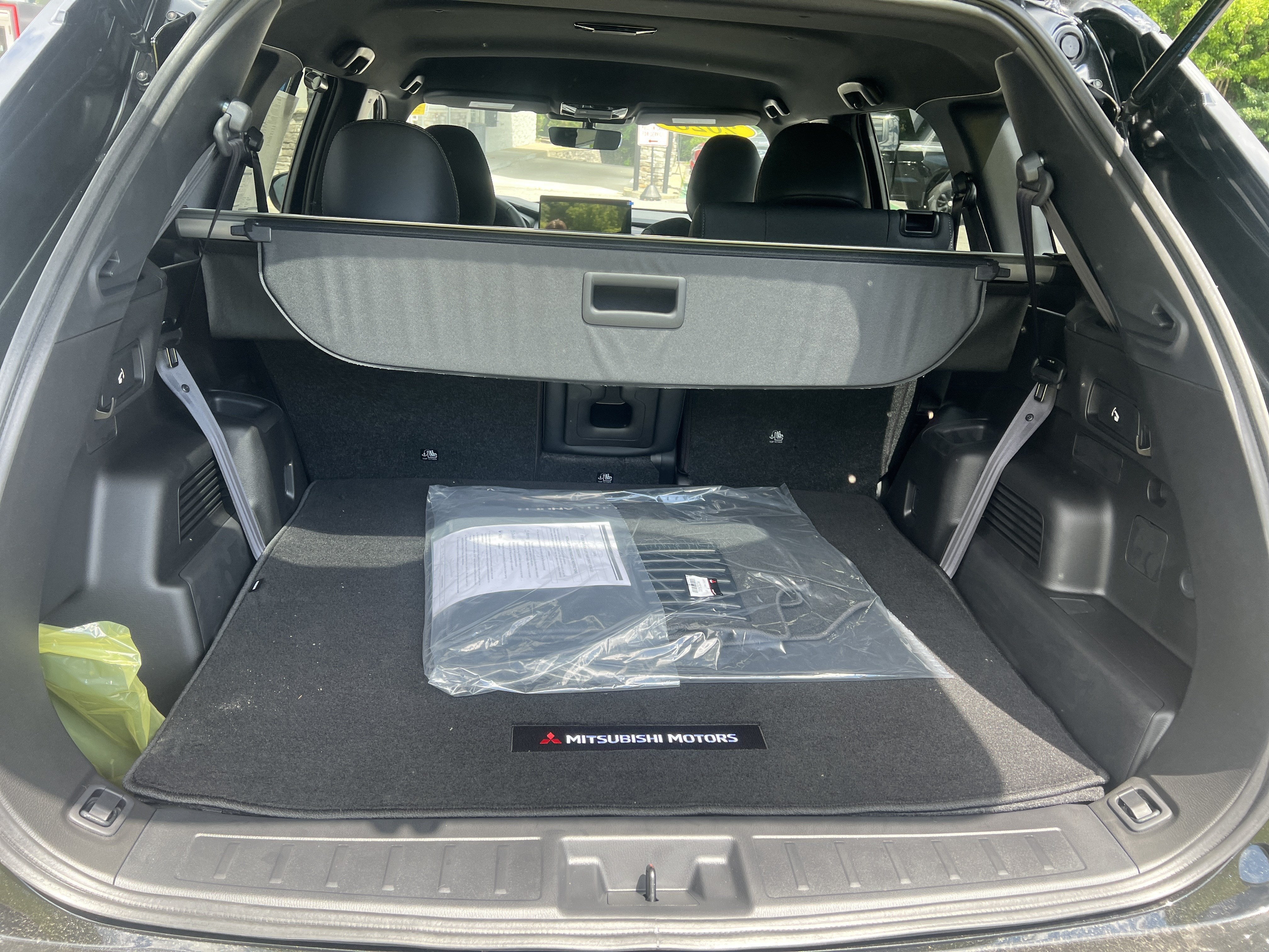 2026 Mitsubishi Outlander LE